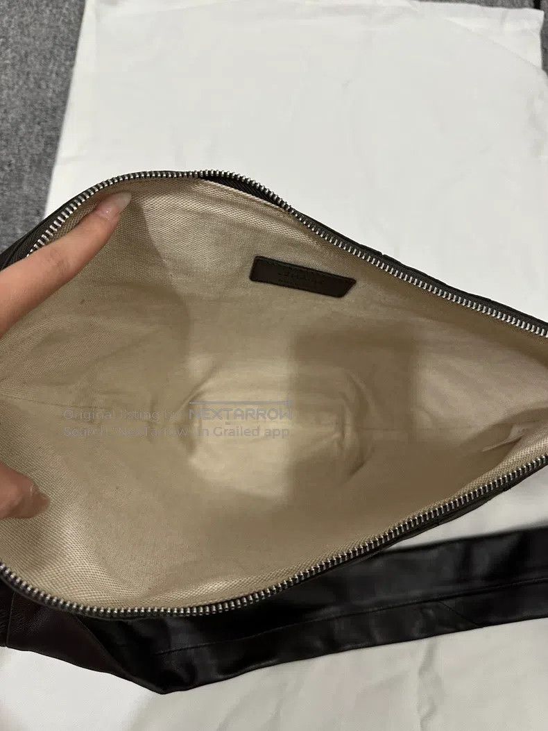 Lemaire LEMAIRE Medium dark-chocolate lambskin Croissant bag i Size ONE SIZE - 9 Thumbnail