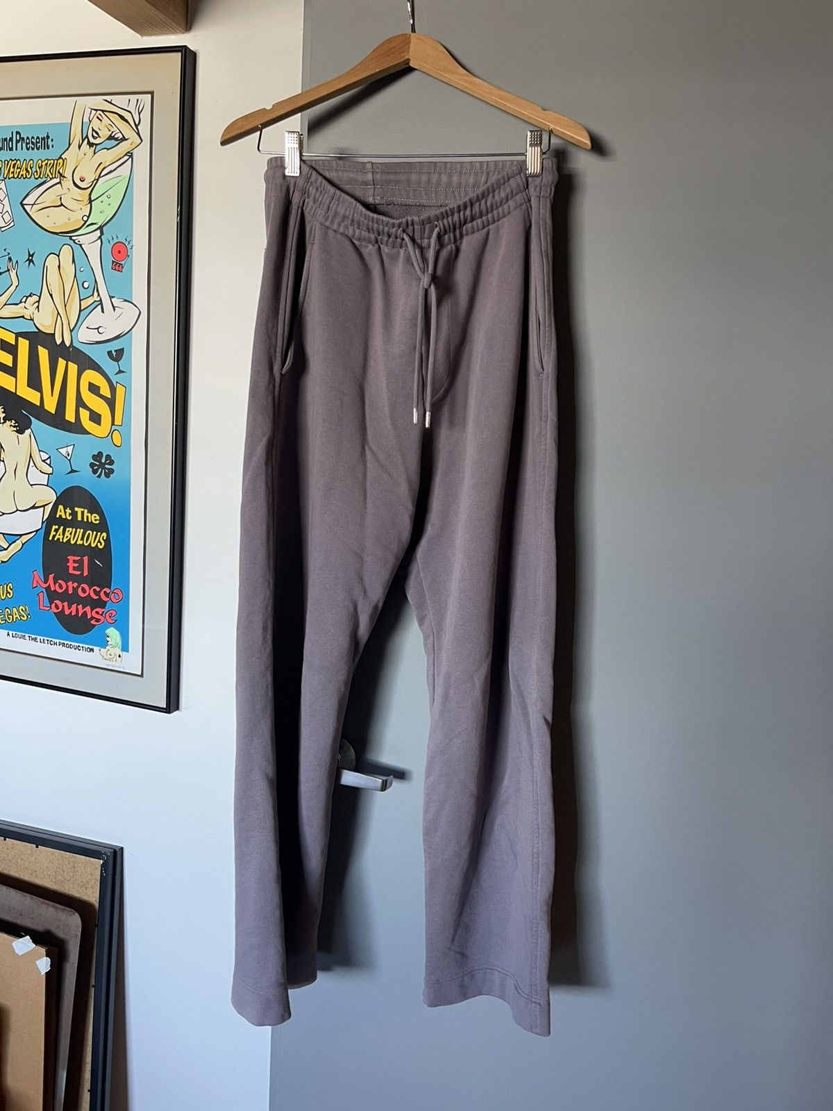 Dries Van Noten Purple printed sweatpants Size US 32 / EU 48 - 1 Thumbnail