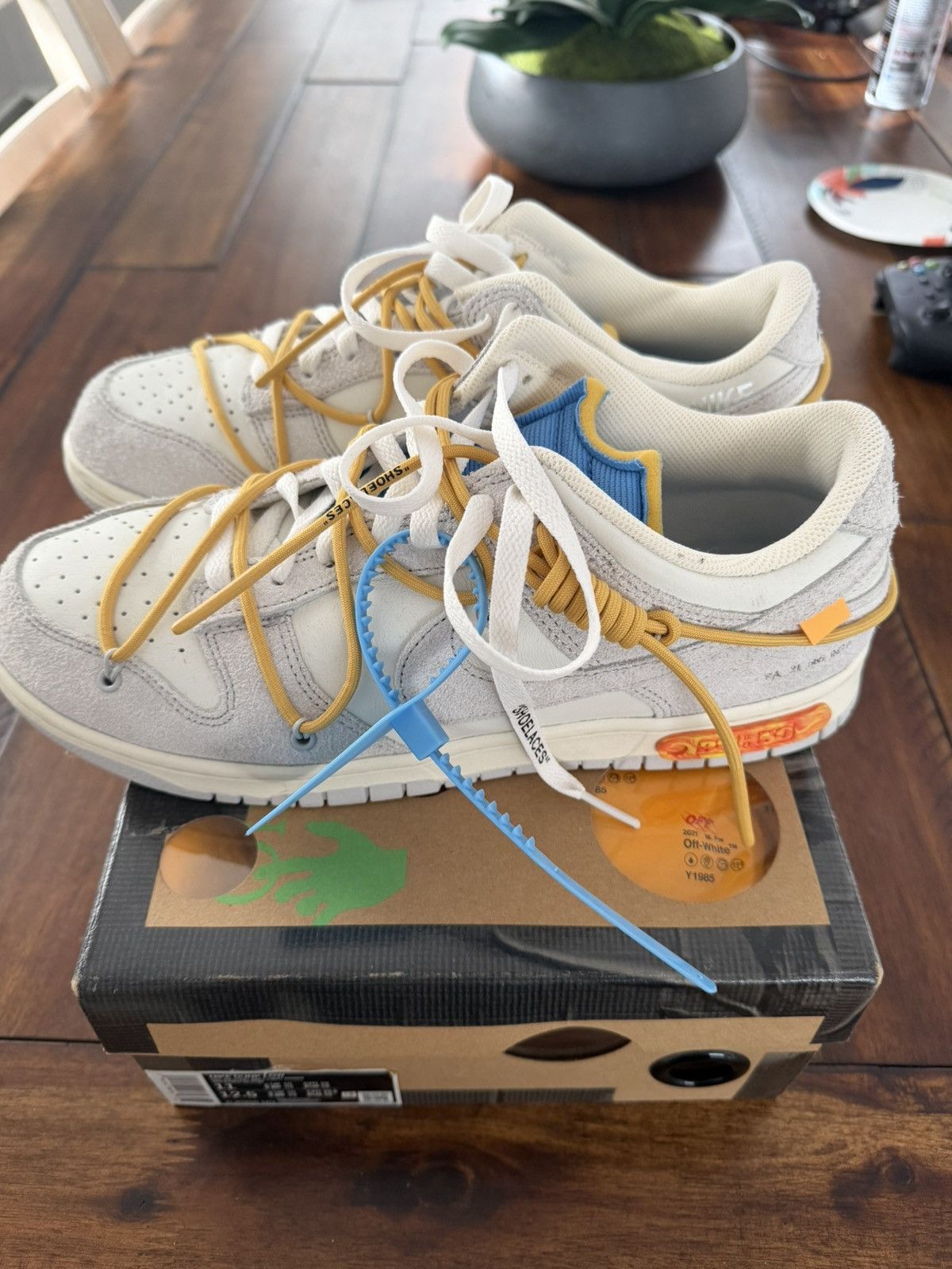 Nike × Off-White Nike x Off-White dunk low lot 34/50 Size US 11 / EU 44 - 4 Thumbnail