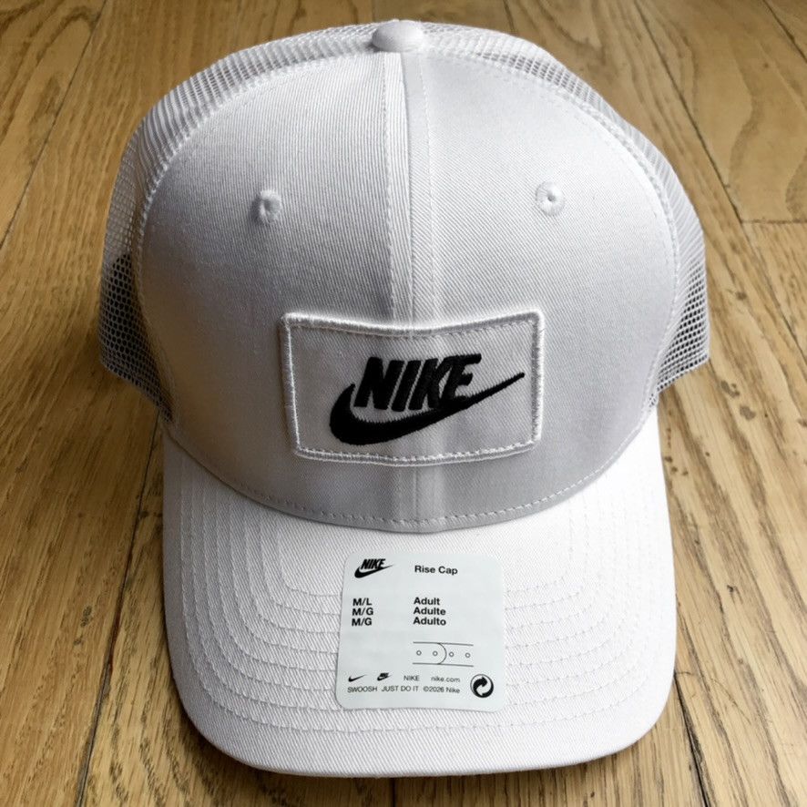 Nike Nike Box Logo Trucker Snapback Cap Hat M / L Size ONE SIZE - 1 Thumbnail