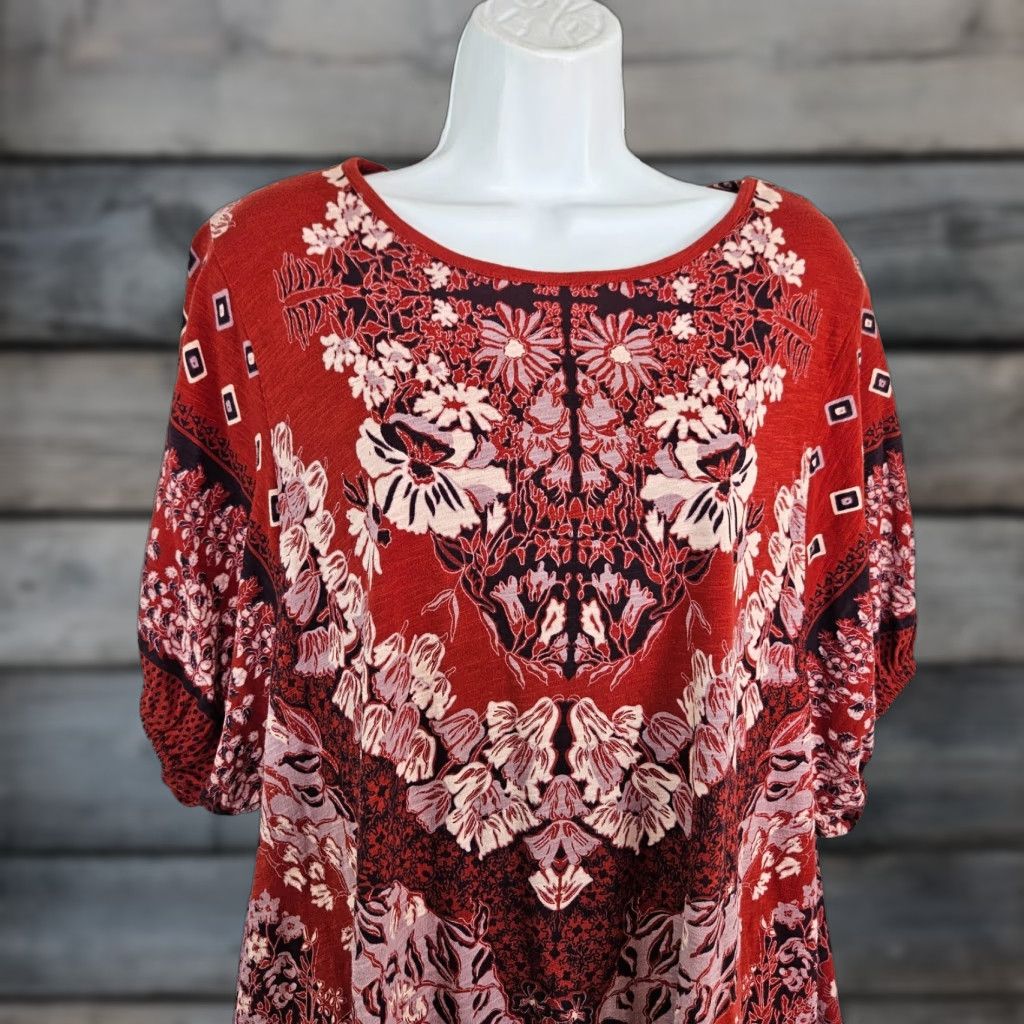 Free People Free People Womens T-Shirt Oversized Tee Size S Red Purple Floral Cotton Boho Shirt Womens Size S / US 4 / IT 40 - 1 Thumbnail