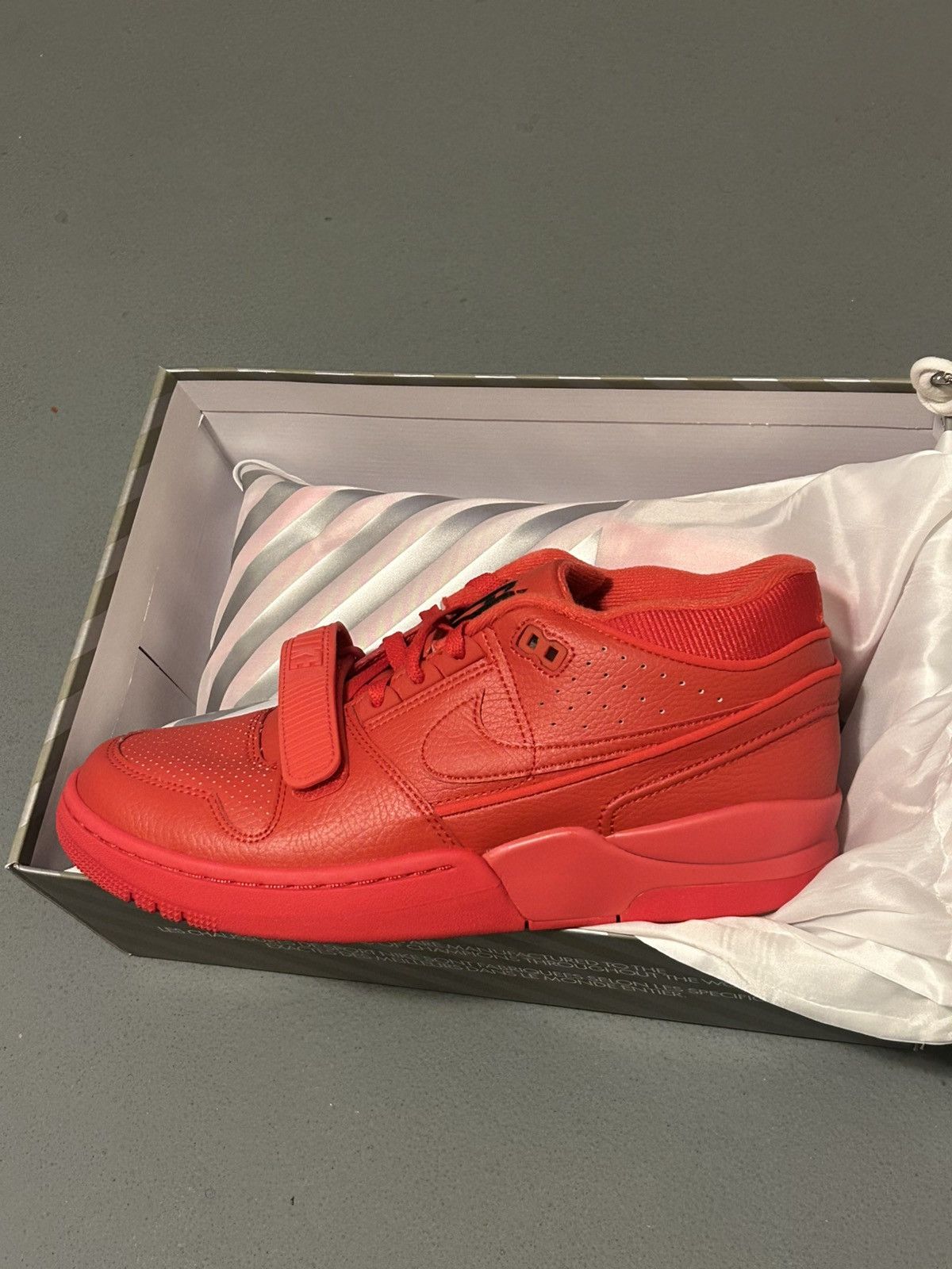Billie Eilish × Nike Nike x Billie Eilish Air Alpha Force 88 SP Triple Red SIZE 9 Size US 9 / EU 42 - 1 Thumbnail