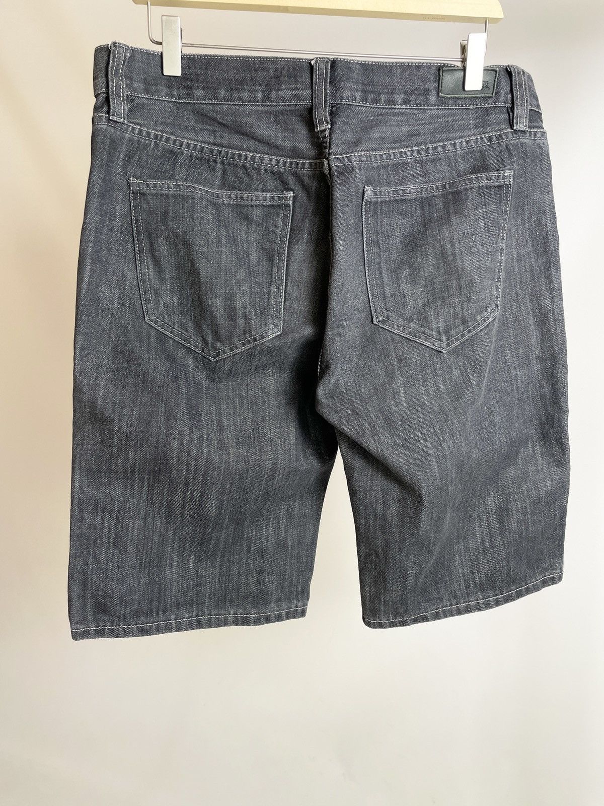 Ecko Unltd. × Fubu × JNCO RARE 🕶️ Marc Ecko Unltd black Jeans Shorts denim jorts Size US 34 / EU 50 - 5 Thumbnail