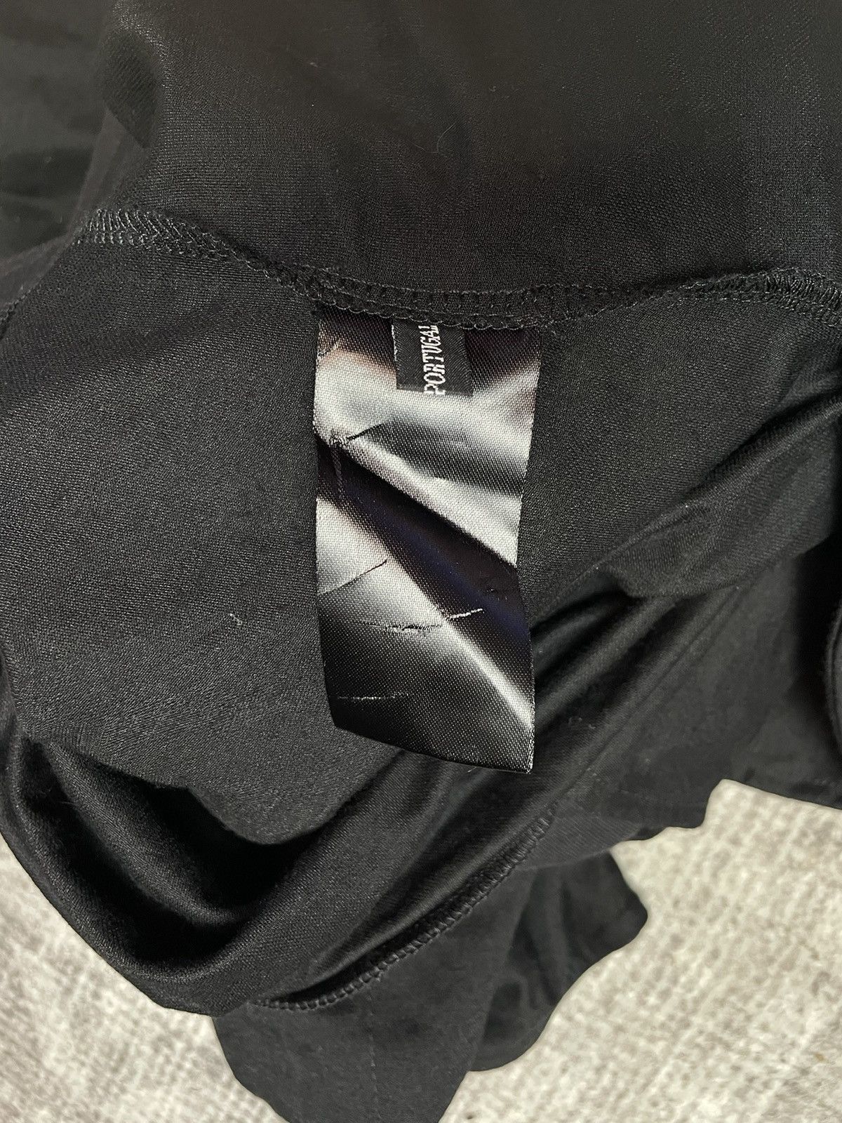 Ann Demeulemeester Ann Demeulemeester Black Tony Cold Shoulder Hoodie Size US M / EU 48-50 / 2 - 11 Thumbnail