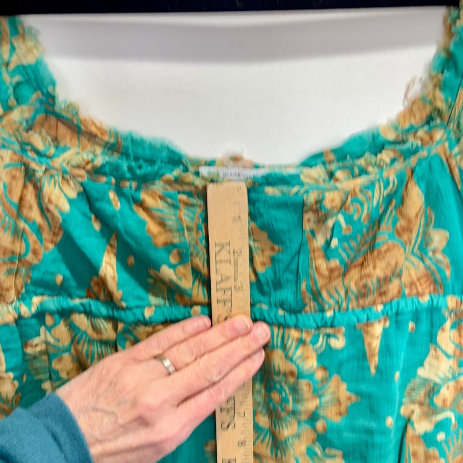 Diane von Furstenberg Diane von Furstenberg Green Gold Print Dress Womens 4 Boho Size S / US 4 / IT 40 - 11 Thumbnail