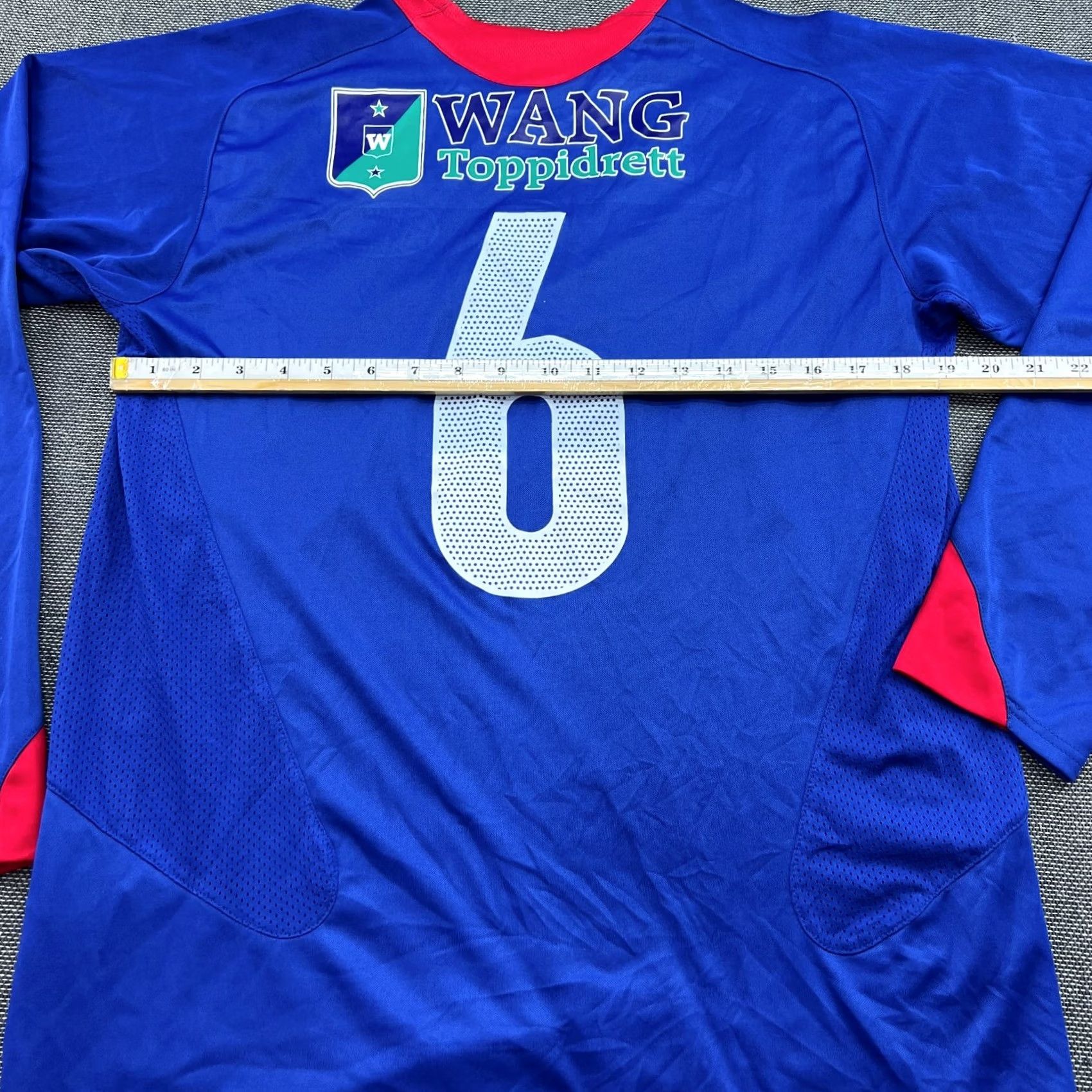 Nike Valerenga Nike Football Jersey Mens Medium Blue 2006-2007 Home Player Issue Adult Shirt Sports Jersey Moisture Wicking Quick Dry Size US M / EU 48-50 / 2 - 5 Thumbnail