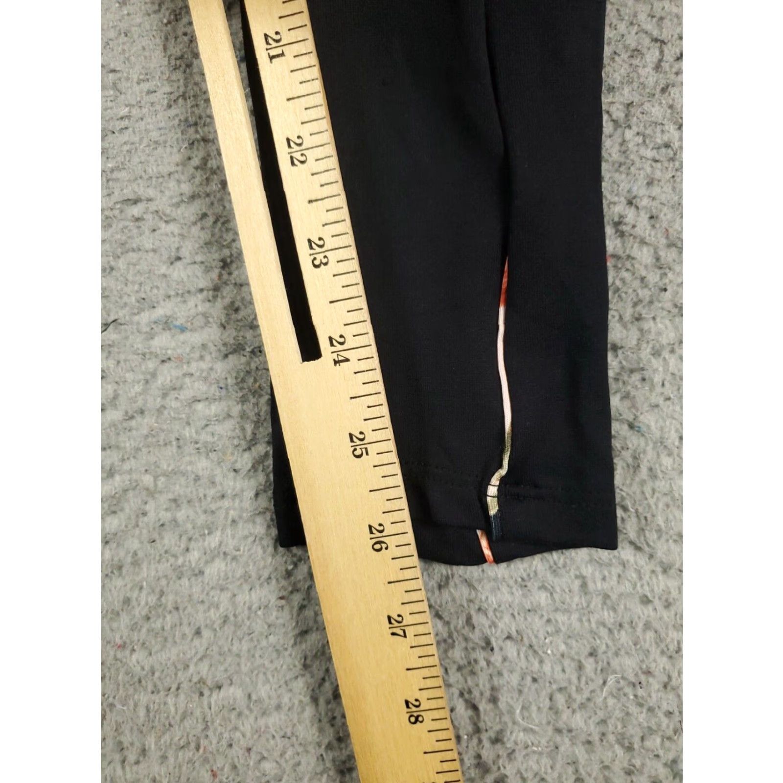 Zara Zara Pants Womens Size Large Black Floral Accents Yoga Stretch Leggings Ladies Size 36" / US 14 / IT 50 - 4 Thumbnail