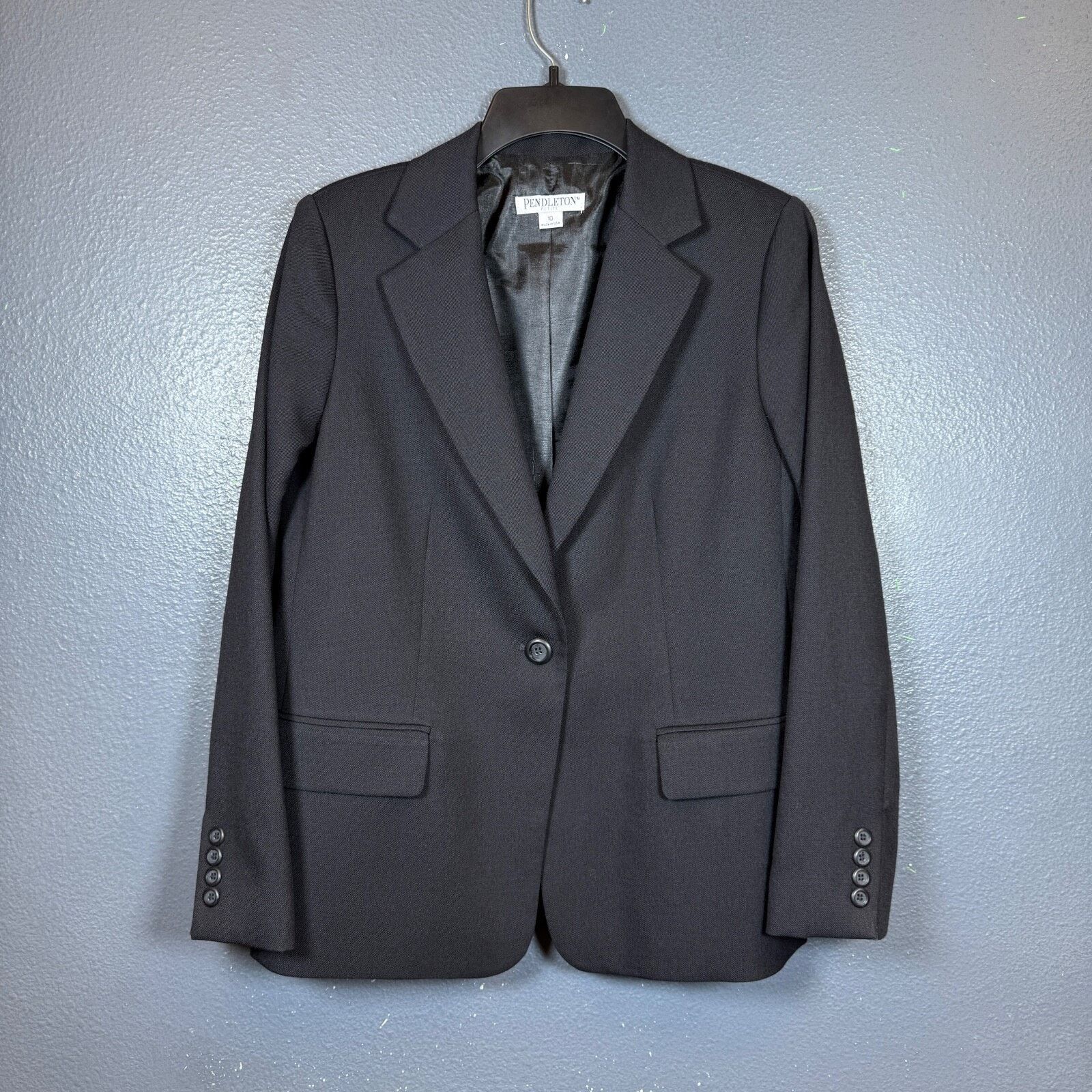 Pendleton Pendleton 10 women’s black suit jacket 100% virgin wool vntg Size L / US 10 / IT 46 - 1 Thumbnail