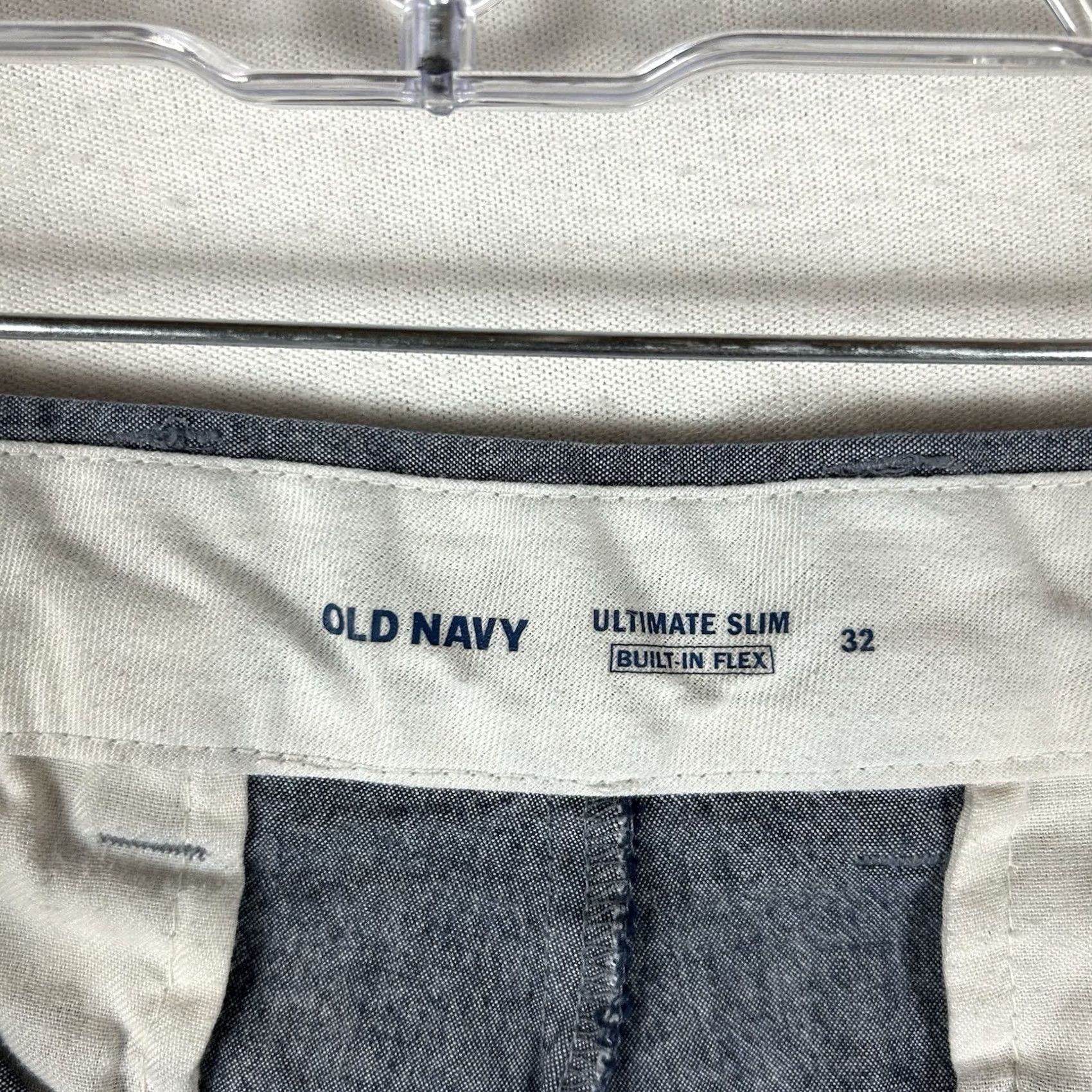 Old Navy Old Navy Slim Built In Flex Chino Shorts Mens 32 Chambray Blue Casual Size US 32 / EU 48 - 4 Thumbnail