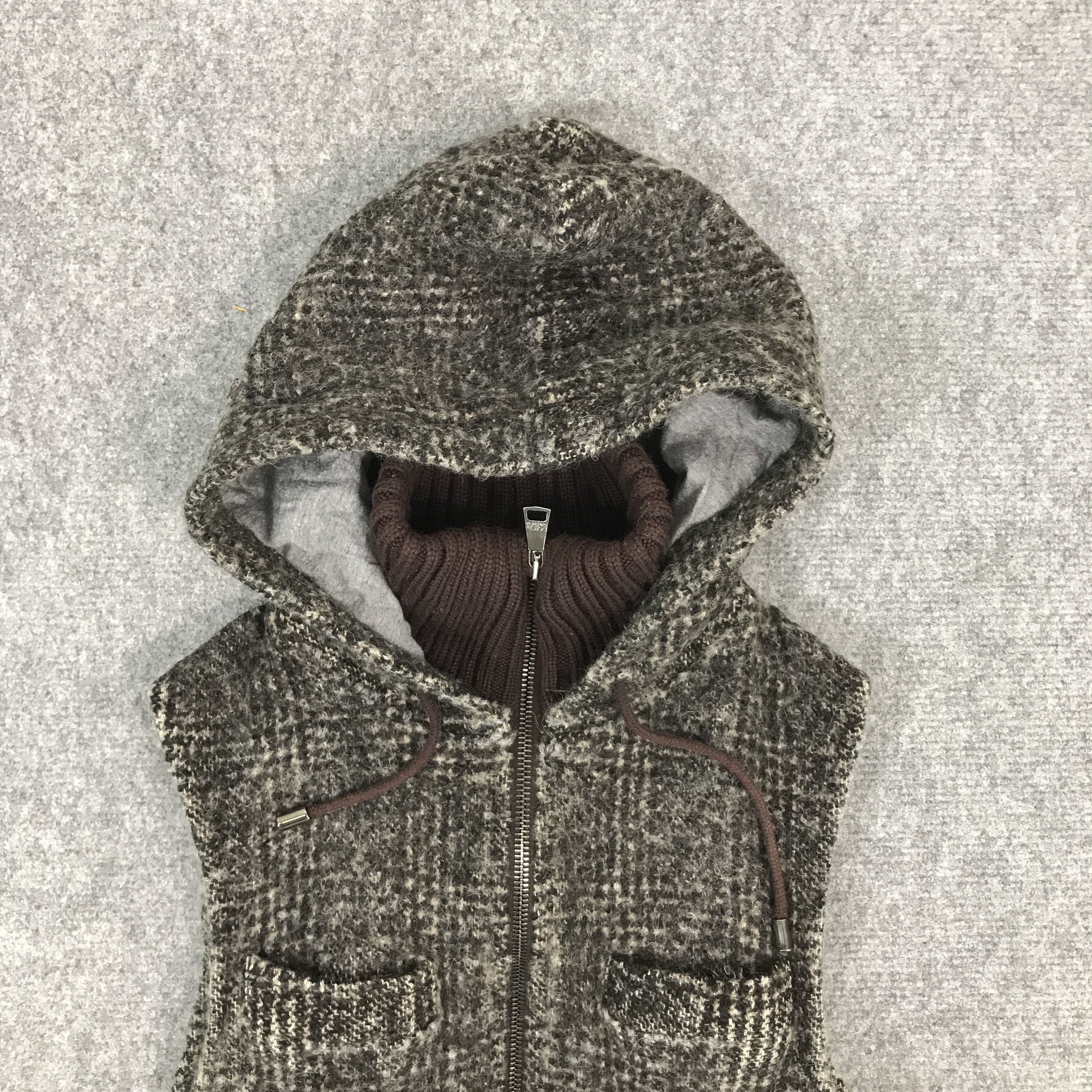 Dolce & Gabbana × Vintage DOLCE GABBANA D&G ZIPPER VESTS Size US S / EU 44-46 / 1 - 3 Thumbnail