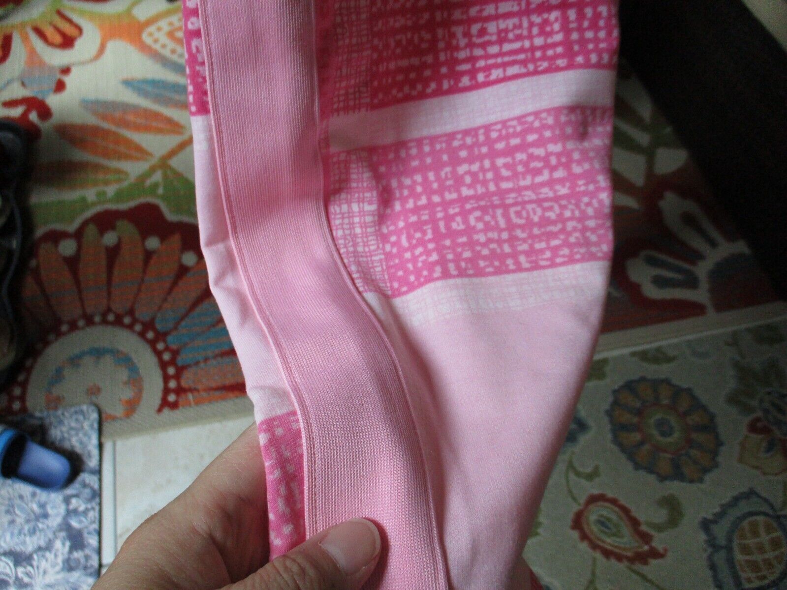 Other LuLaroe NWOT Jax Small Pink Plaid Joggers Sweatpants Size 28" / US 6 / IT 42 - 4 Thumbnail