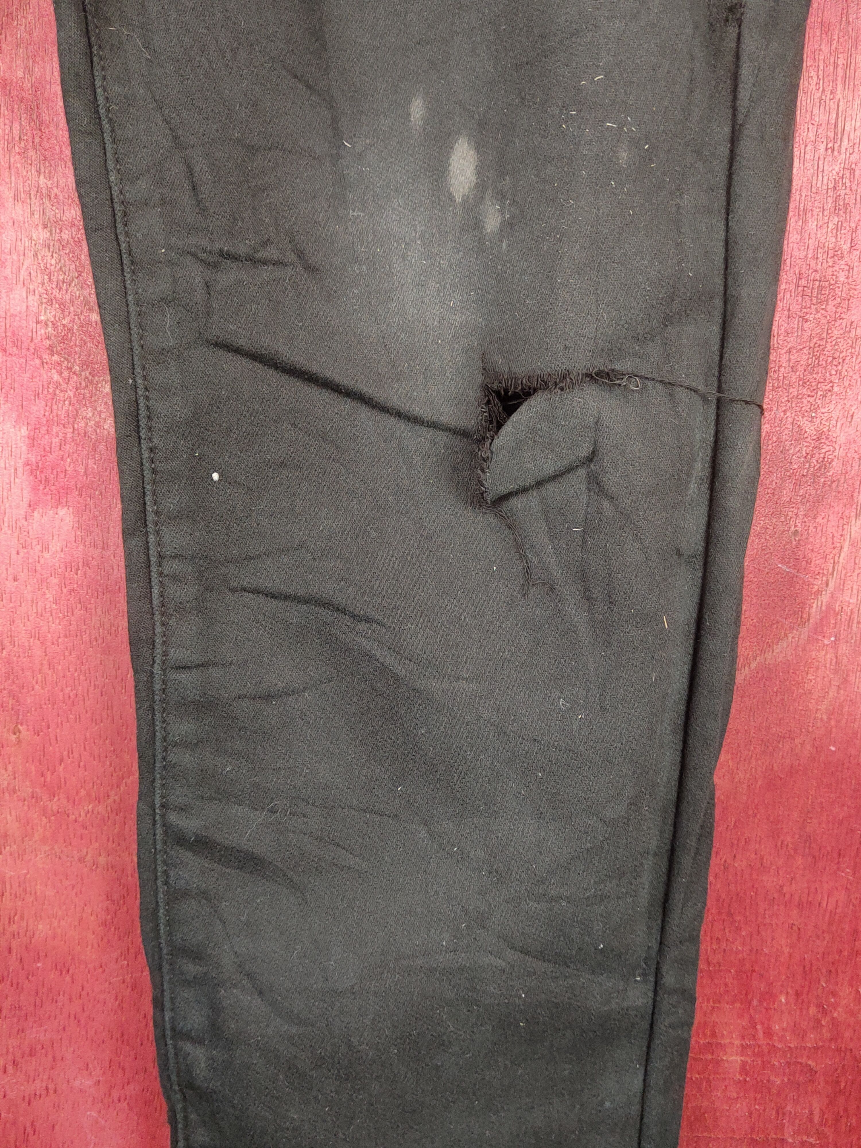 Japanese Brand Uniqlo Black ripped distressed Casual Pants #S2273 Size US 34 / EU 50 - 6 Thumbnail