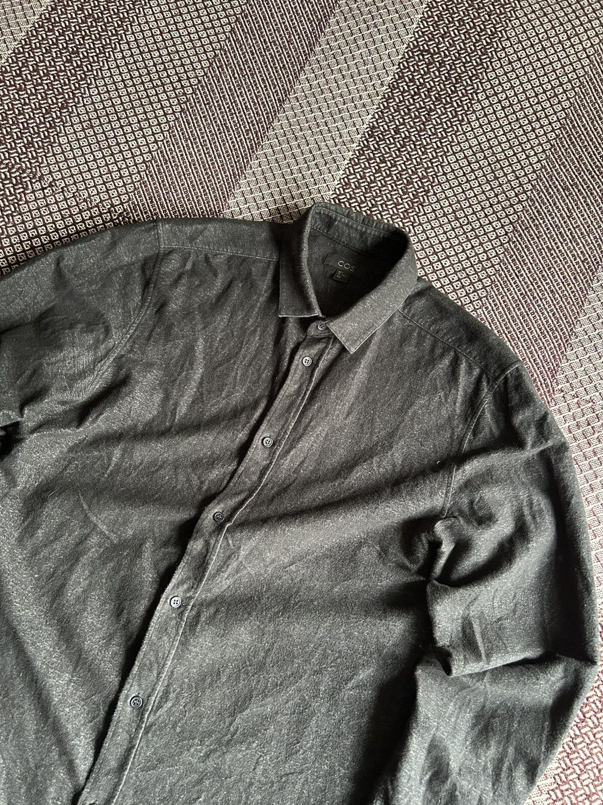 Cos COS Shirt Button Up Solid Style Unisex Streetwear Size S Size US S / EU 44-46 / 1 - 3 Thumbnail