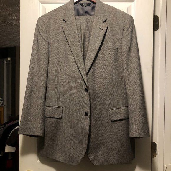 Jos. A. Bank JOS.A.BANK MEN'S GRAY 100%WOOL 2PC SUIT SIZE: 44L Size 44L - 1 Thumbnail
