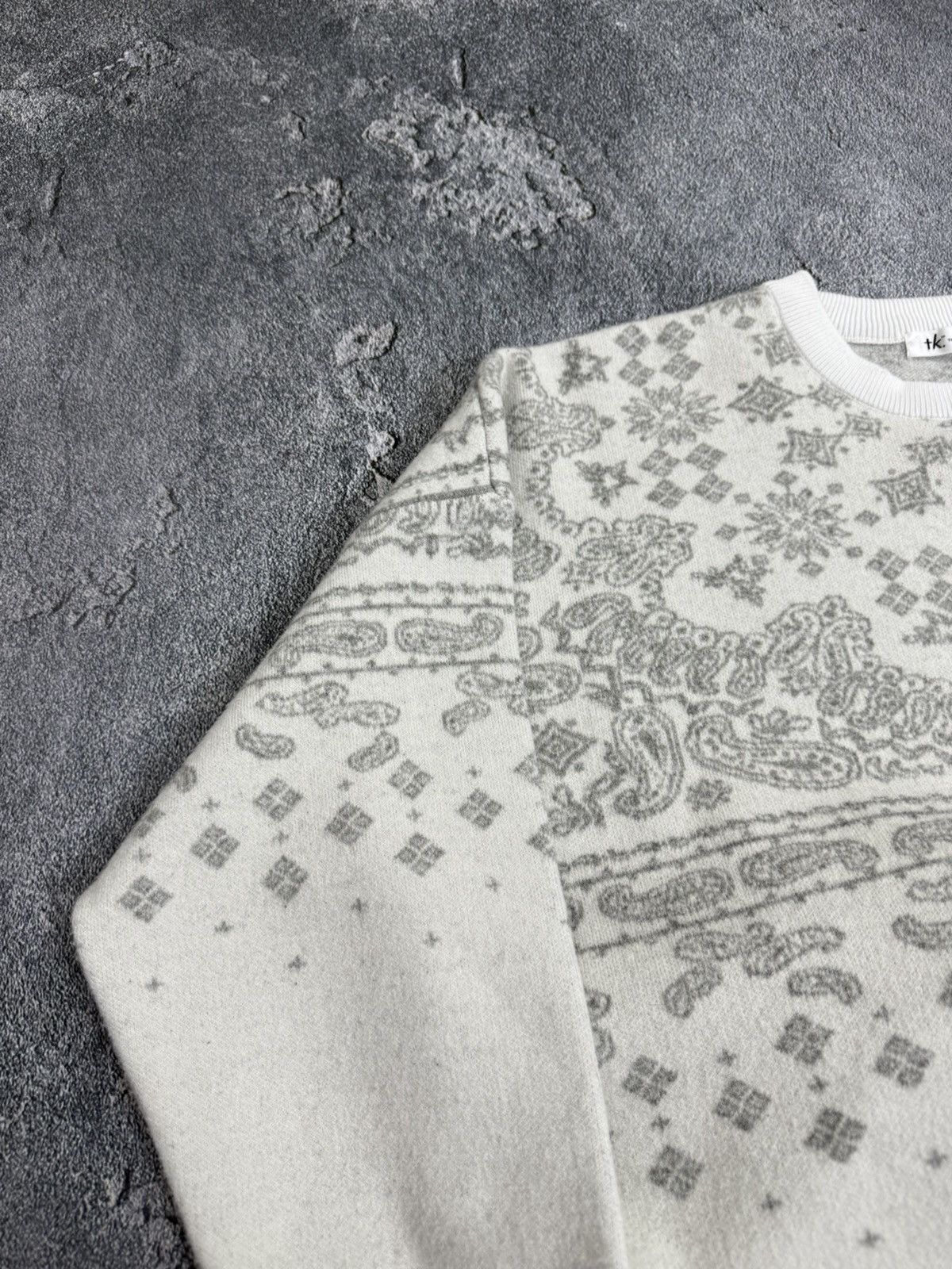 Takeo Kikuchi Takeo Kikuchi Paisley Bandana wool oversize sweater pullover Size US S / EU 44-46 / 1 - 8 Thumbnail