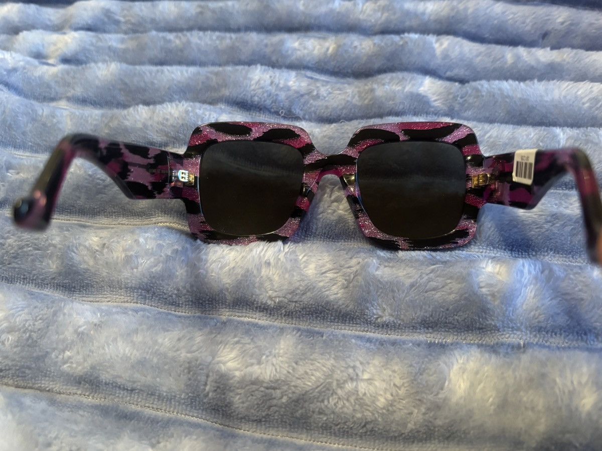 Gucci Gucci Women’s Fuchsia Leopard print Sunglasses Size ONE SIZE - 14 Thumbnail