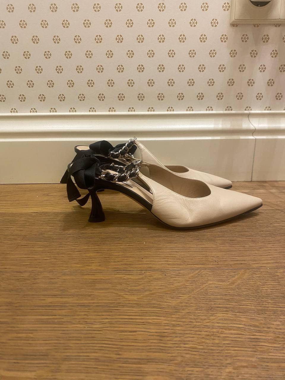 Casadei Casadei leather heels Size US 7 / IT 37 - 2 Thumbnail