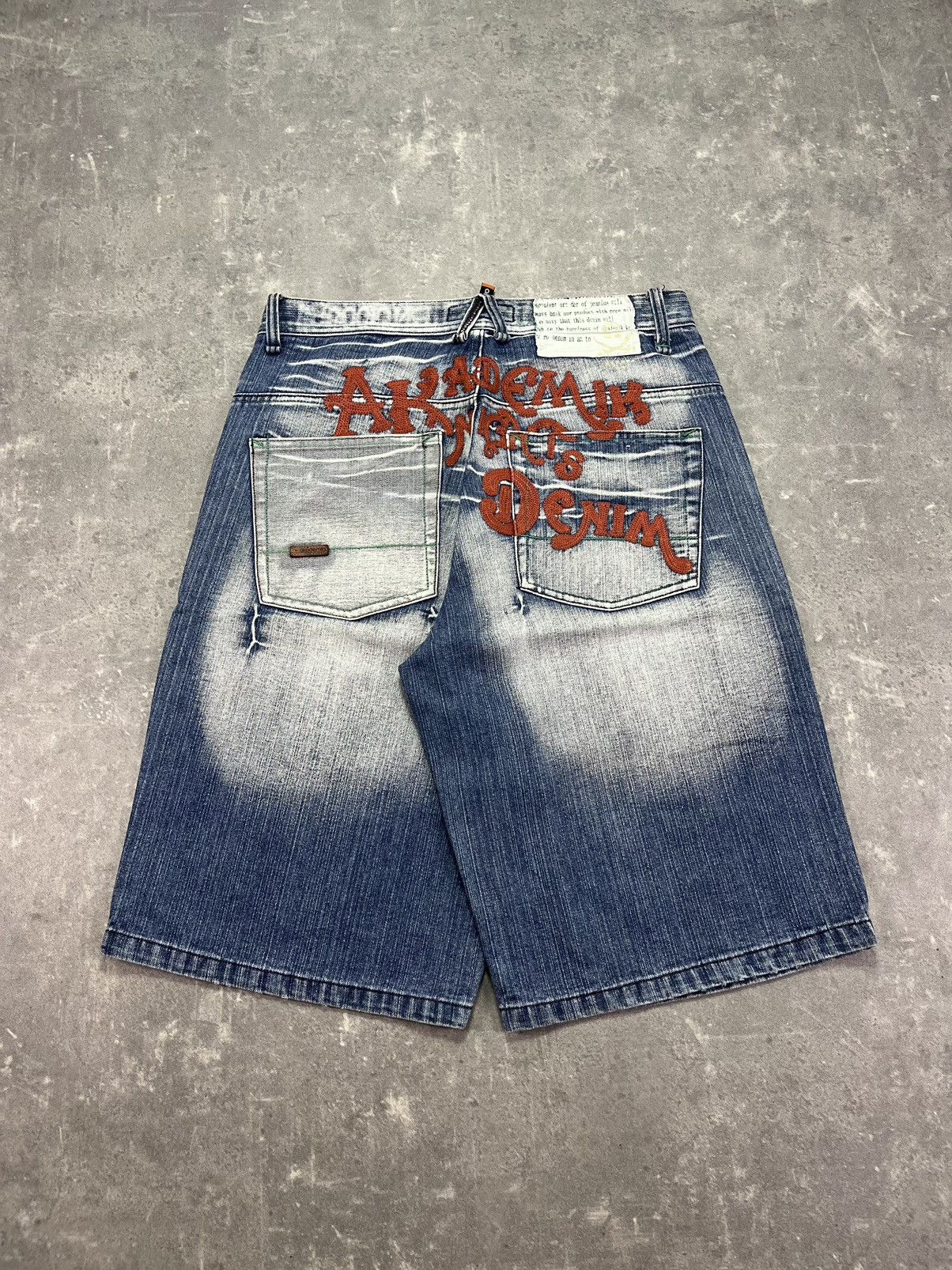 Akademiks Akademiks Big Logo Spellout Cyber Denim Shorts Jorts 34 Size US 34 / EU 50 - 1 Thumbnail