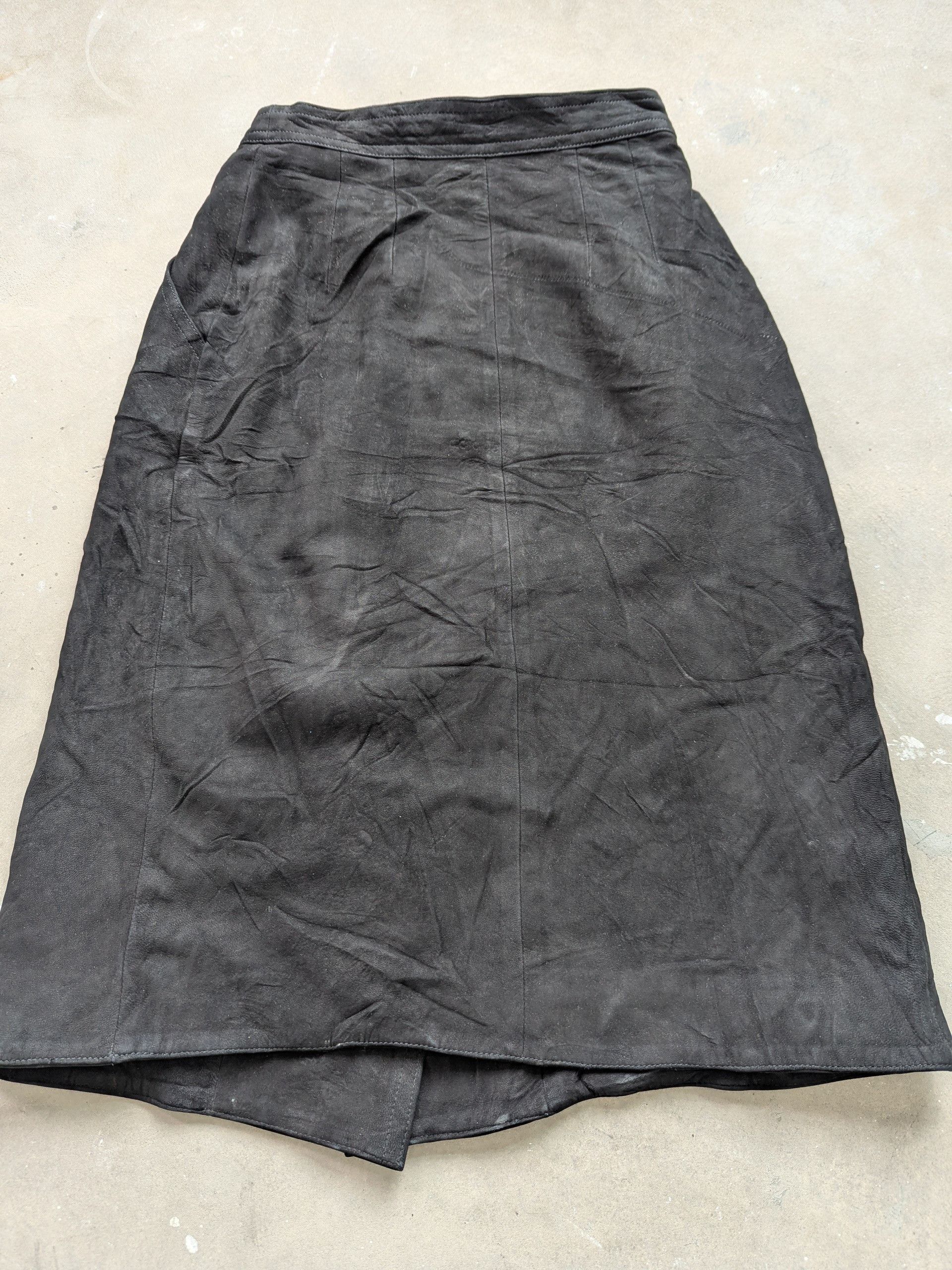 Hermes × Vintage Hermes Midi Skirt Nubuck Leather Viscose Lining Size 25" / US 0 / IT 36 - 16 Thumbnail
