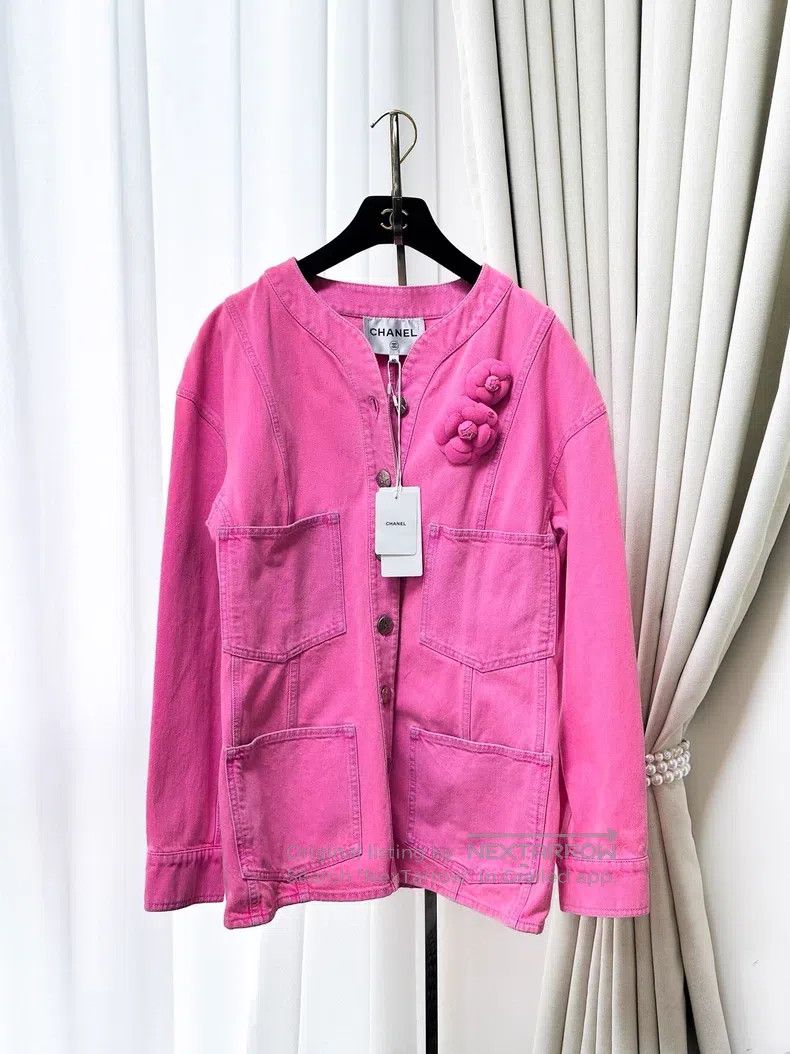 Chanel Chanel 21S spring and summer show bright pink camelia deni Size S / US 4 / IT 40 - 1 Thumbnail