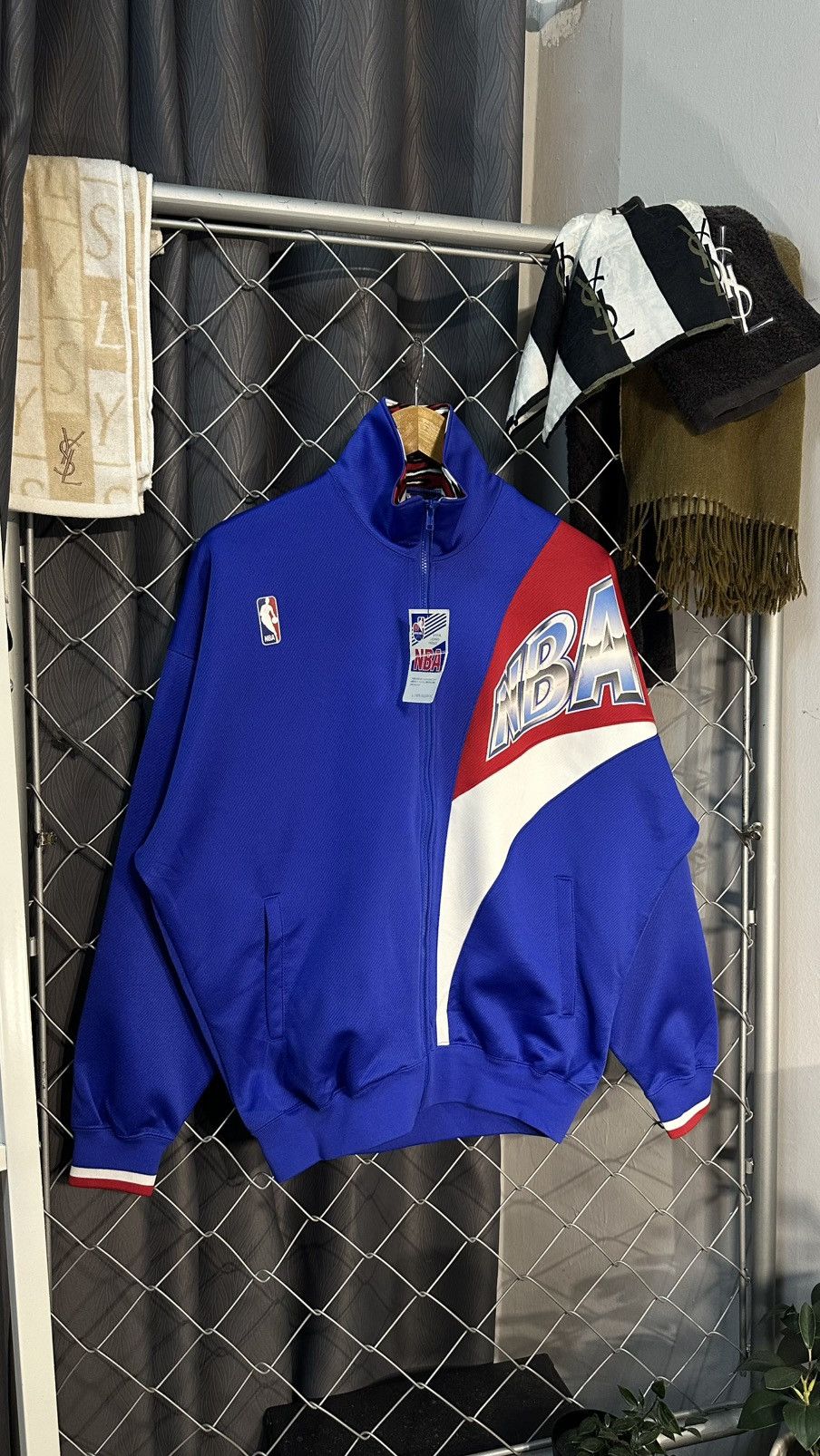 NBA DEADSTOCK VINTAGE 90’s NBA JASPO WARM-UP JACKET Size US M / EU 48-50 / 2 - 1 Thumbnail