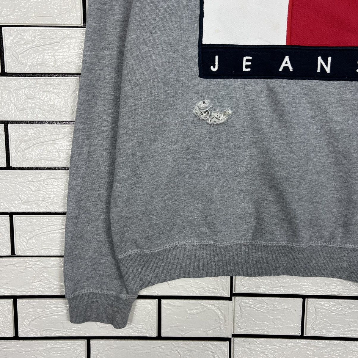 Tommy Jeans TOMMY JEANS Big Logo Distressed Sweatshirt #4065-C185 Size US M / EU 48-50 / 2 - 6 Thumbnail