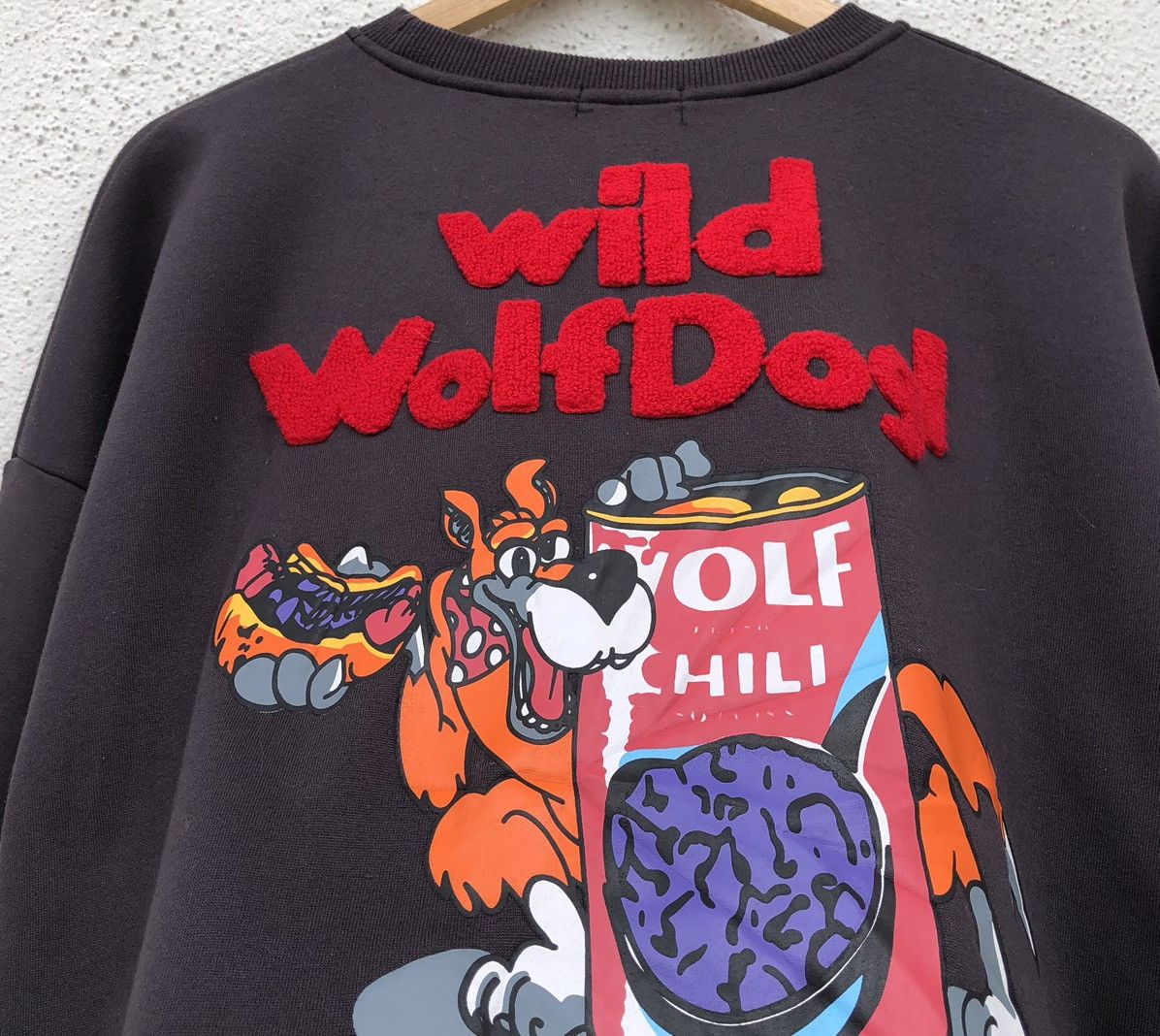 Japanese Brand WolfDog Embroidered Loose Sweatshirt for Men and Women Size US M / EU 48-50 / 2 - 3 Thumbnail