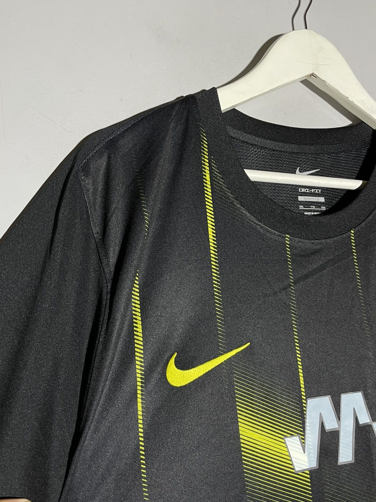 Nike #9 Benzema Al-Ittihad Nike 2023/24 Away NWT Football Shirt Size US XXL / EU 58 / 5 - 5 Thumbnail
