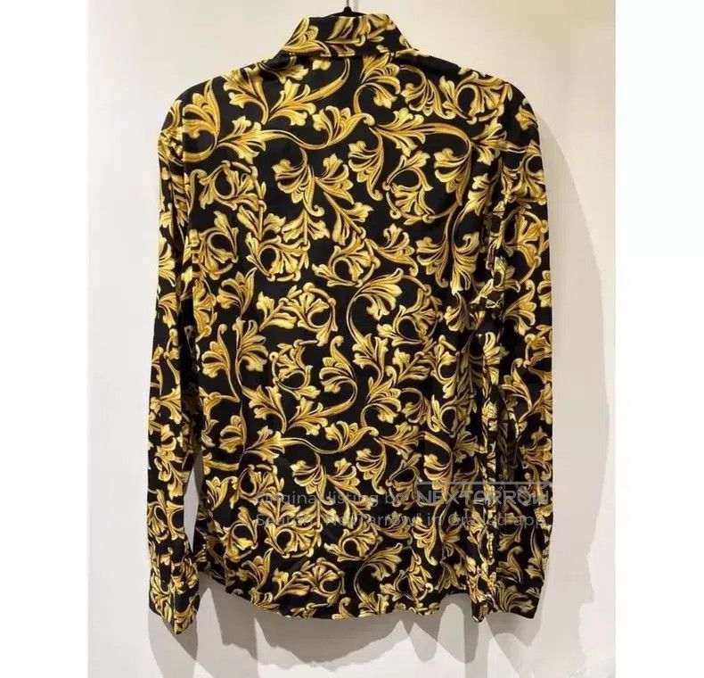 Versace Versace Men's shirt black gold baroque pattern Size US M / EU 48-50 / 2 - 4 Thumbnail