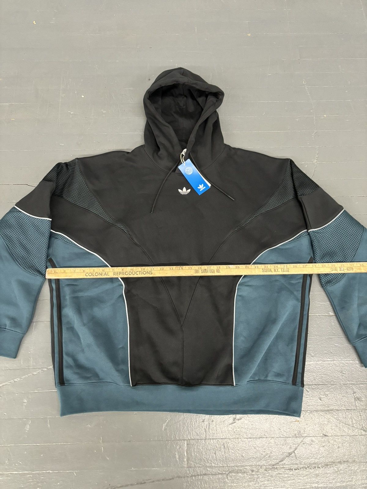 カズオ Adidas cutline HDY hoodie