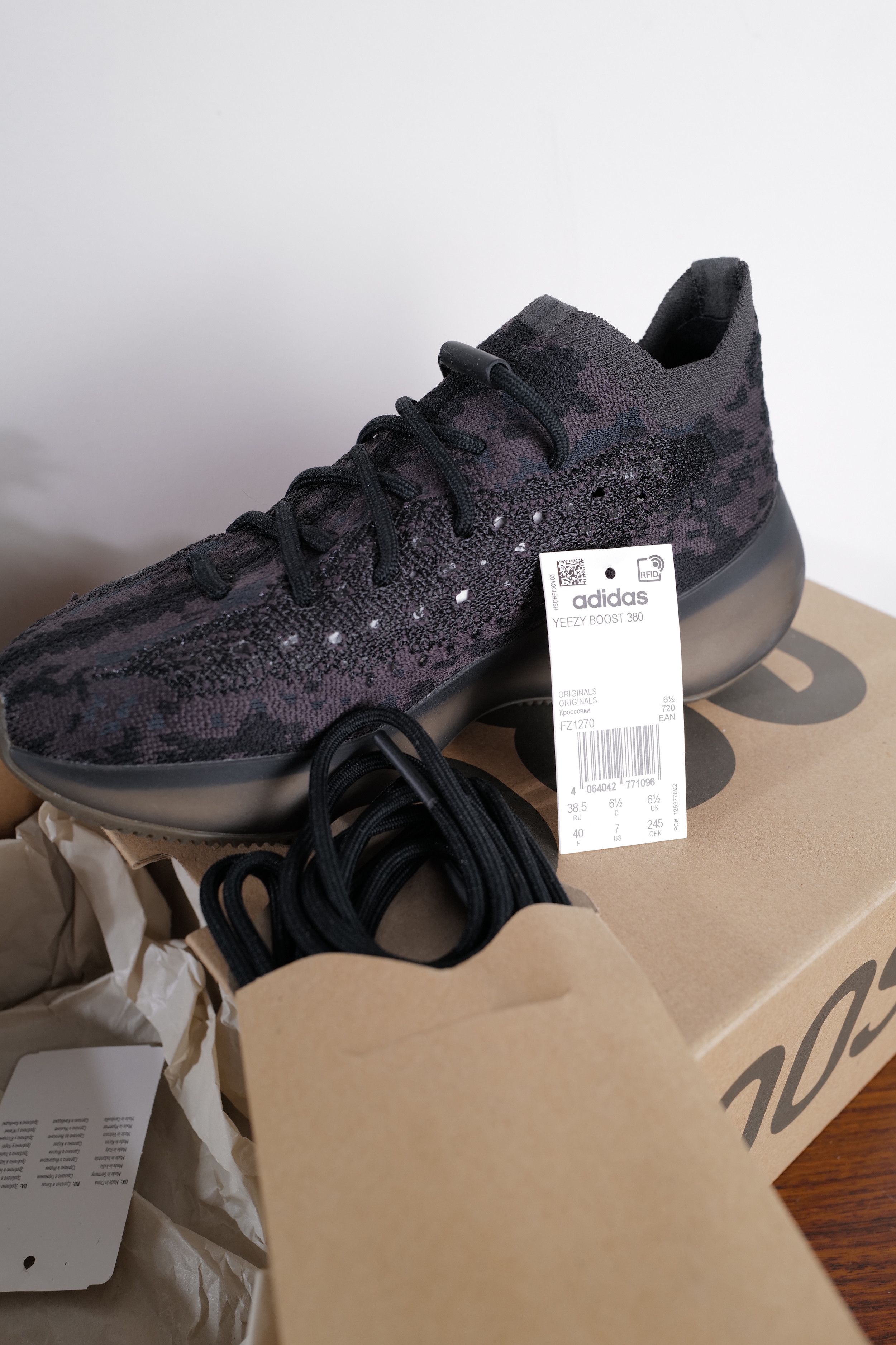 Yeezy BOOST 380 NEW Size US 7 / IT 37 - 9 Thumbnail