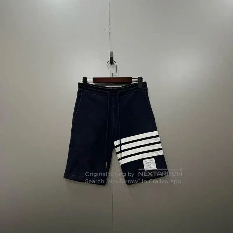 Thom Browne Thom Browne Navy Striped Cotton Shorts . Size 28" / US 6 / IT 42 - 1 Thumbnail