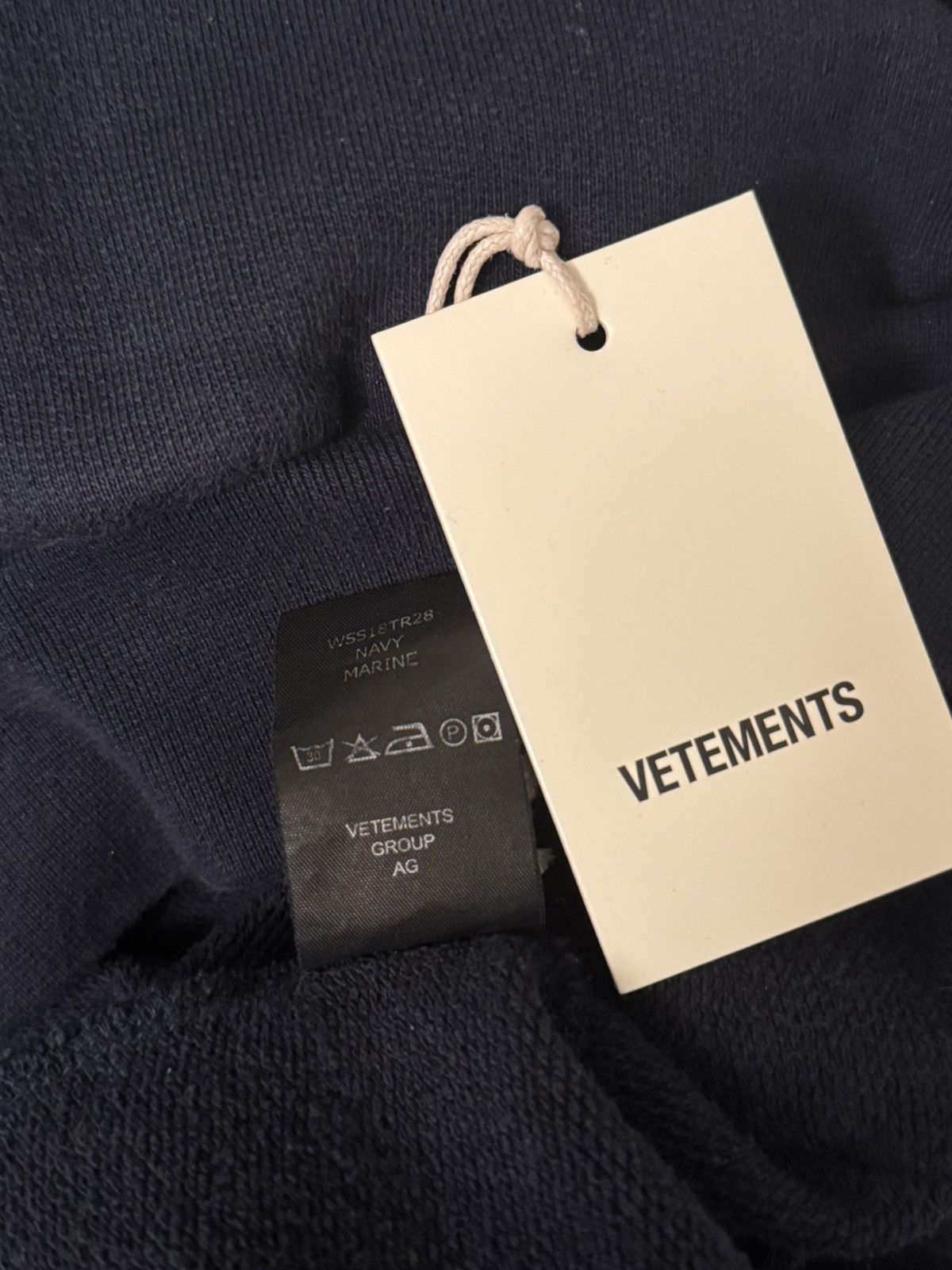 Vetements Vetements 1/50 Unicorns and Rainbows Hoodie Size US M / EU 48-50 / 2 - 6 Thumbnail