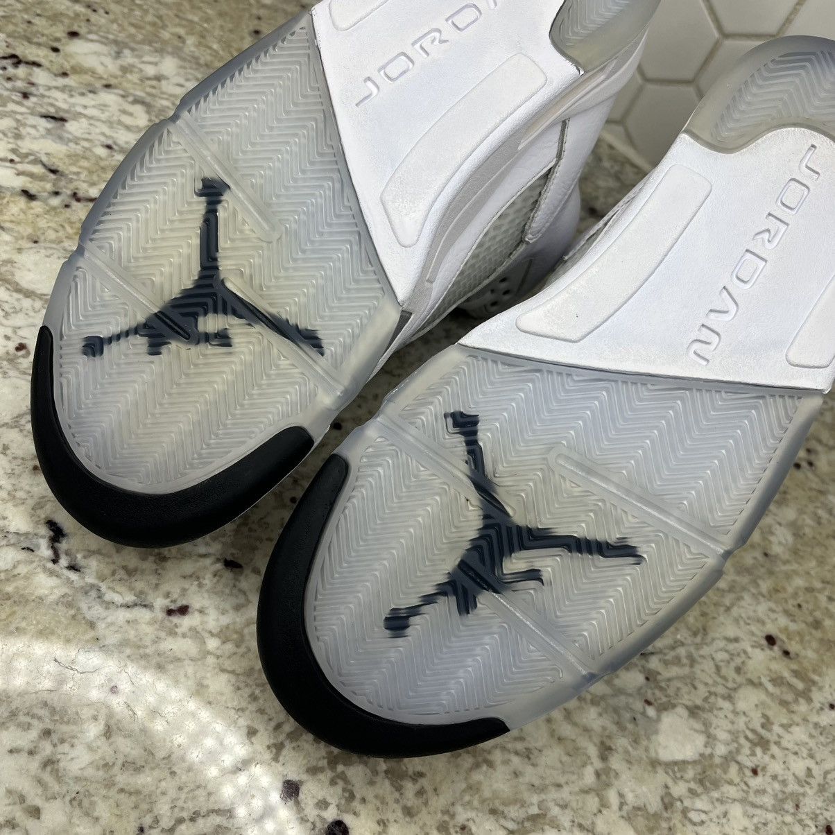 Jordan Brand Size 11 - Air Jordan 5 Retro 2015 White Metallic CLEAN W/Box Size US 11 / EU 44 - 12 Thumbnail