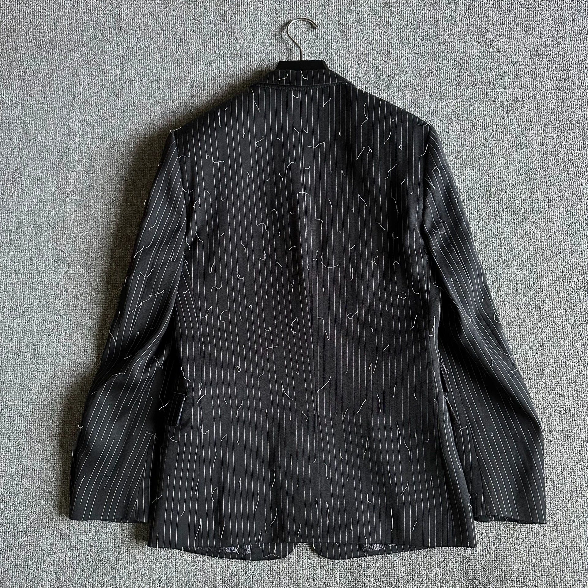 Dior dior homme black striped wool suit Size US M / EU 48-50 / 2 - 4 Thumbnail