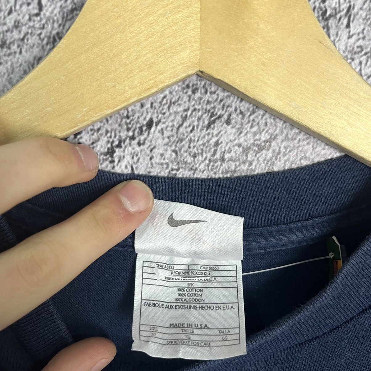 Nike × Vintage 🫐VINTAGE🫐 Nike Little Logo Dark Blue Classic T-Shirt Size US XL / EU 56 / 4 - 5 Thumbnail