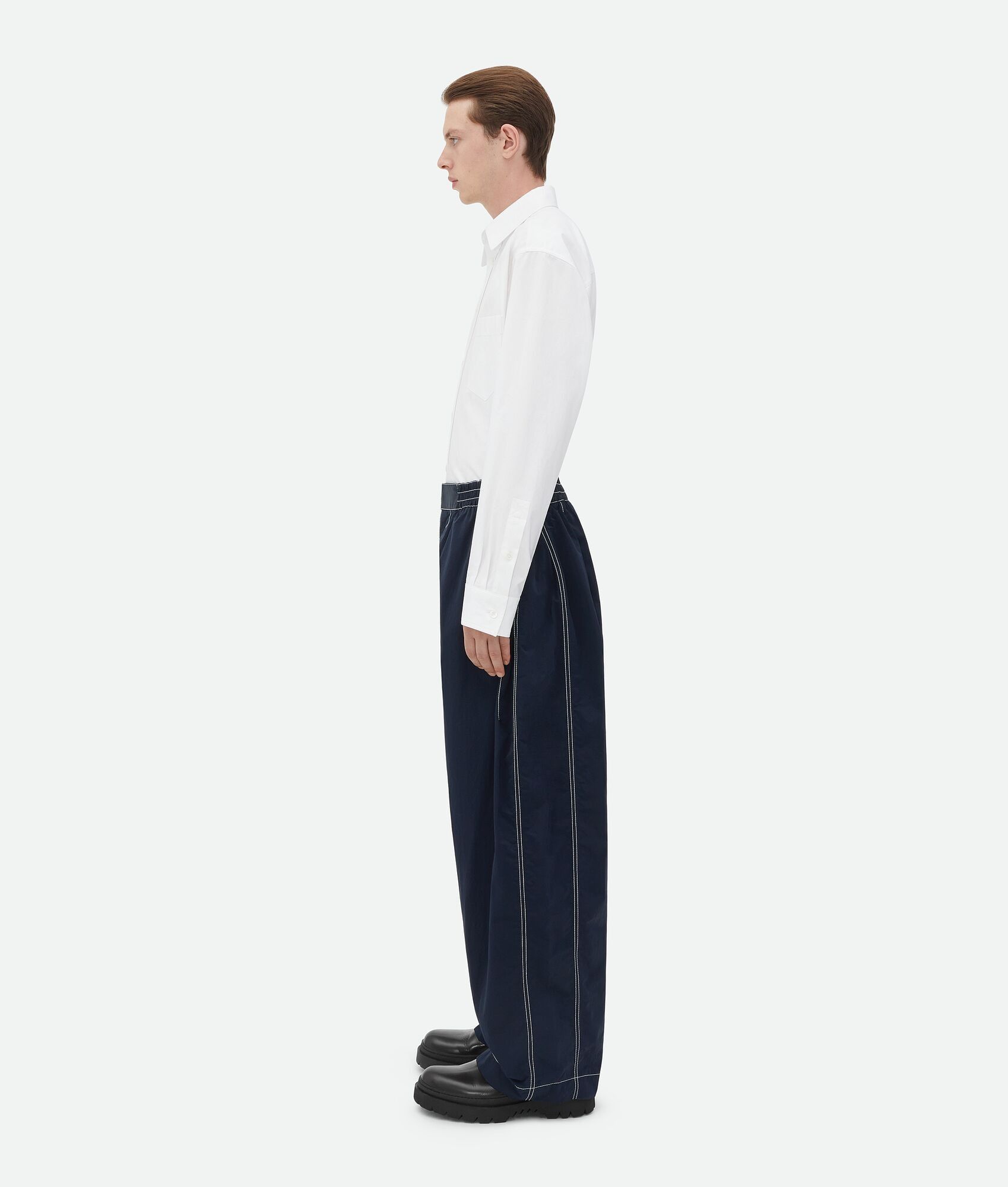 Bottega Veneta o1n1vont0425 Elasticated Tech Nylon Trouser in Navy Size US 36 / EU 52 - 2 Thumbnail