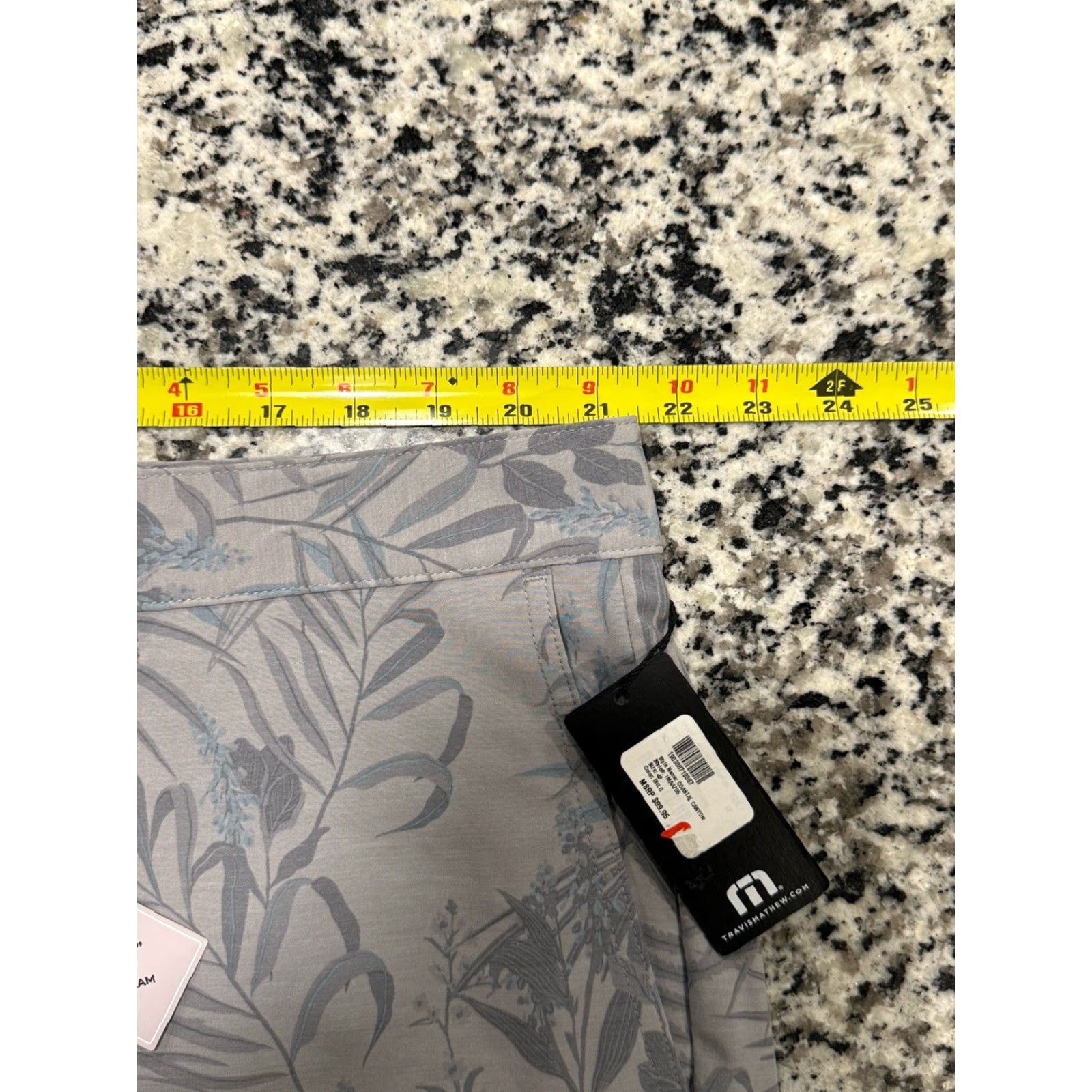 TravisMathew Travis Mathew Shorts 42 Gray Floral Golf Performance 8” Inseam Size US 42 / EU 58 - 2 Thumbnail