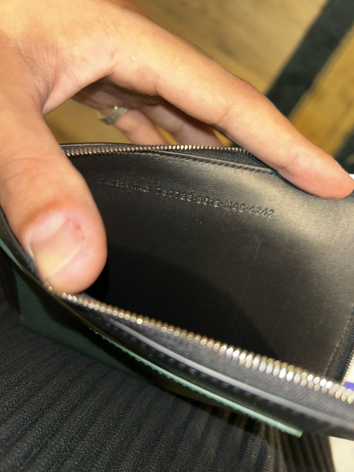 Balenciaga Balenciaga MEN'S PASSPORT PHONE HOLDER IN BLACK Size ONE SIZE - 11 Thumbnail