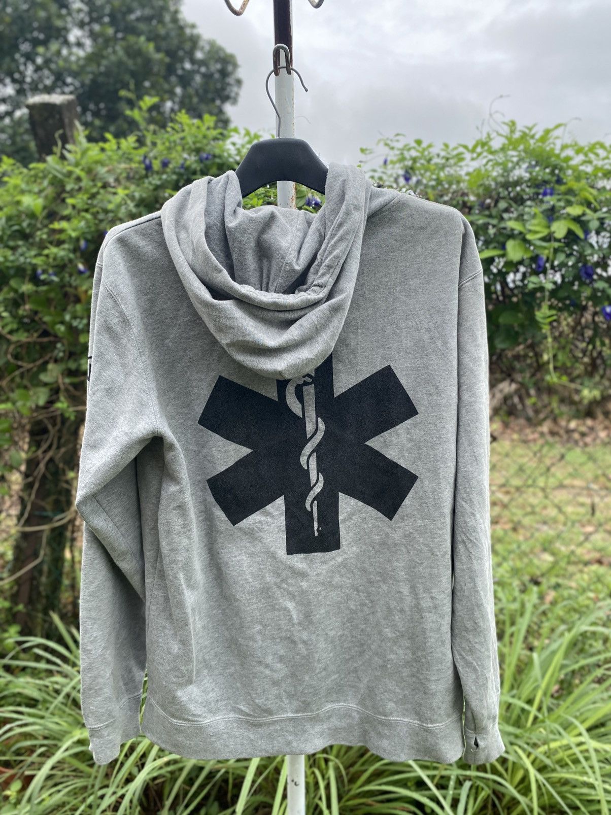 Vintage Rescue Squad Emergency Medical Service Hoodie Size US L / EU 52-54 / 3 - 5 Thumbnail