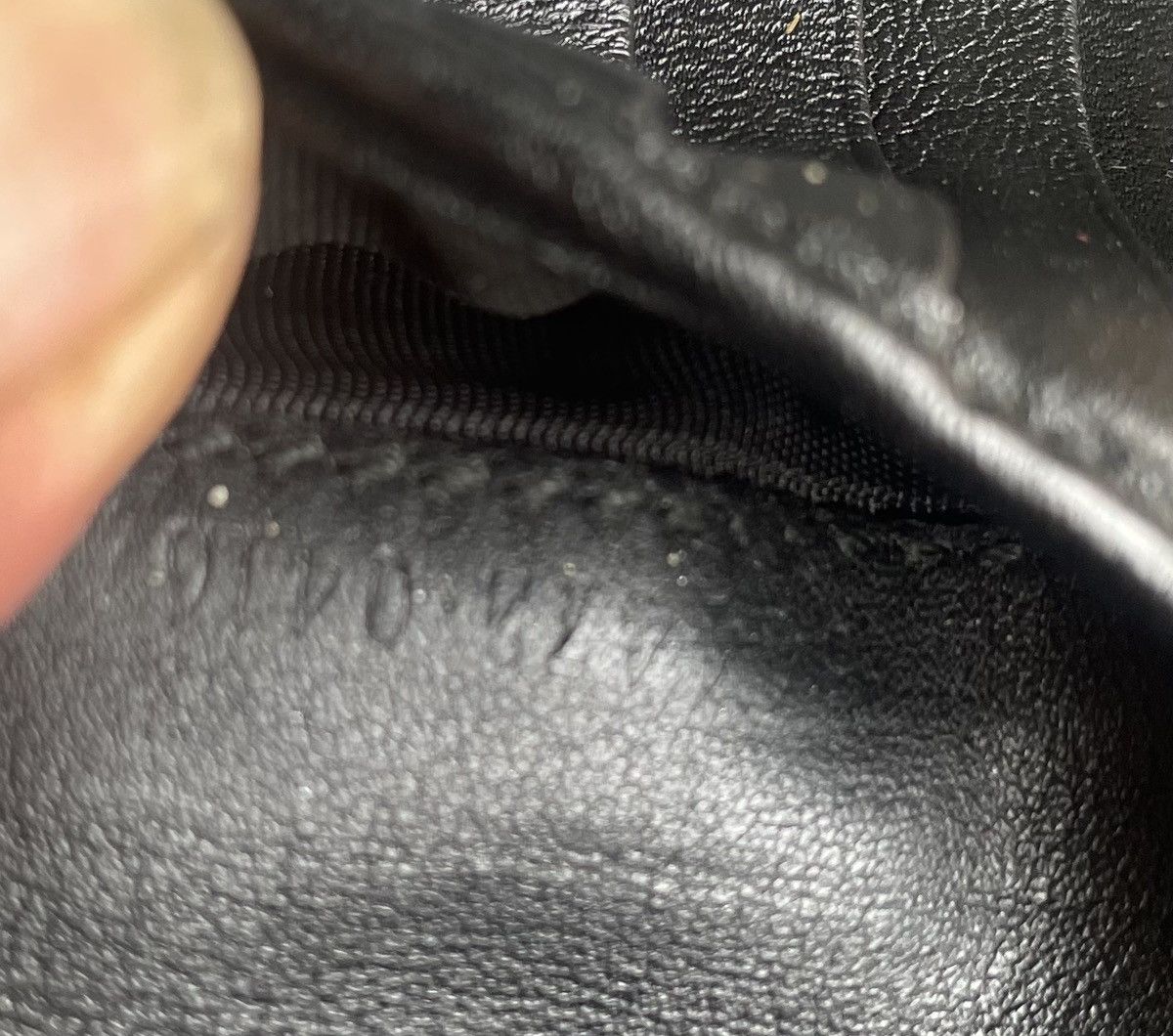 Gucci Authentic GUCCI BI-Fold wallet Size ONE SIZE - 7 Thumbnail