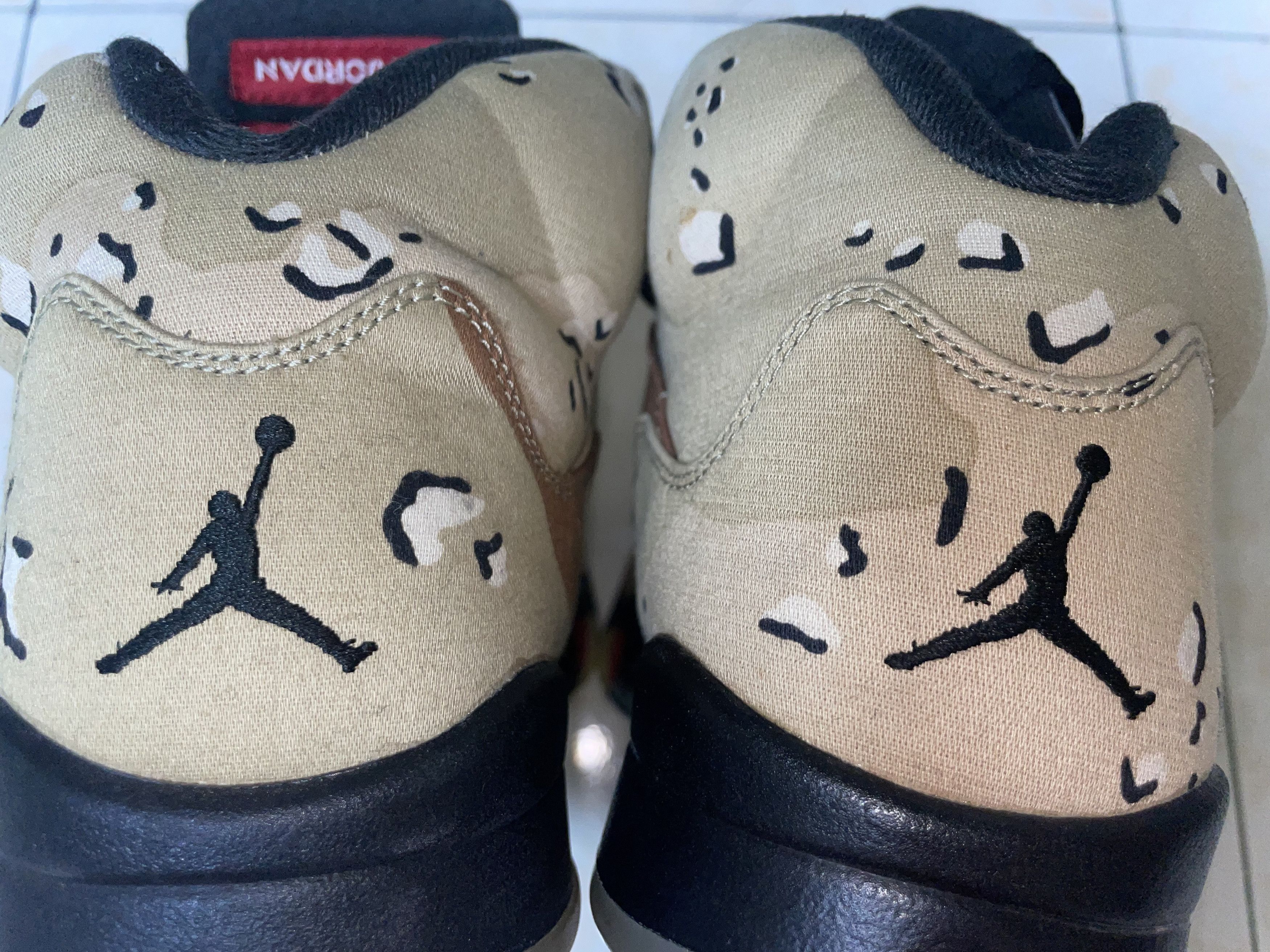 Supreme Supreme x Nike Jordan 5 Retro Desert Camo Size US 10 / EU 43 - 3 Thumbnail