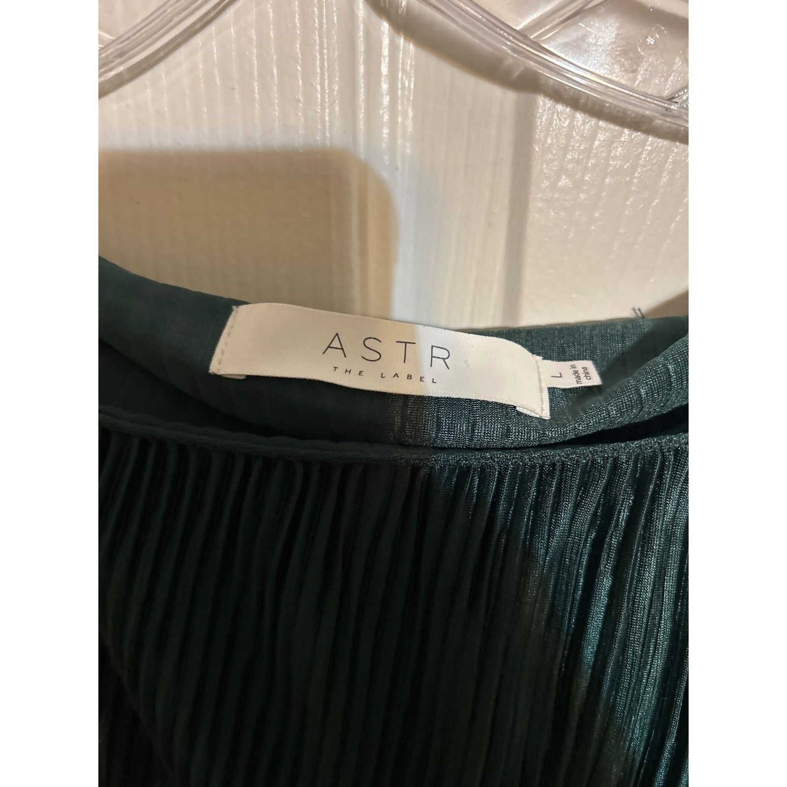 ASTR The Label ASTR The Label Emerald Green Plisse Off Shoulder Maxi Large Size L / US 10 / IT 46 - 2 Thumbnail