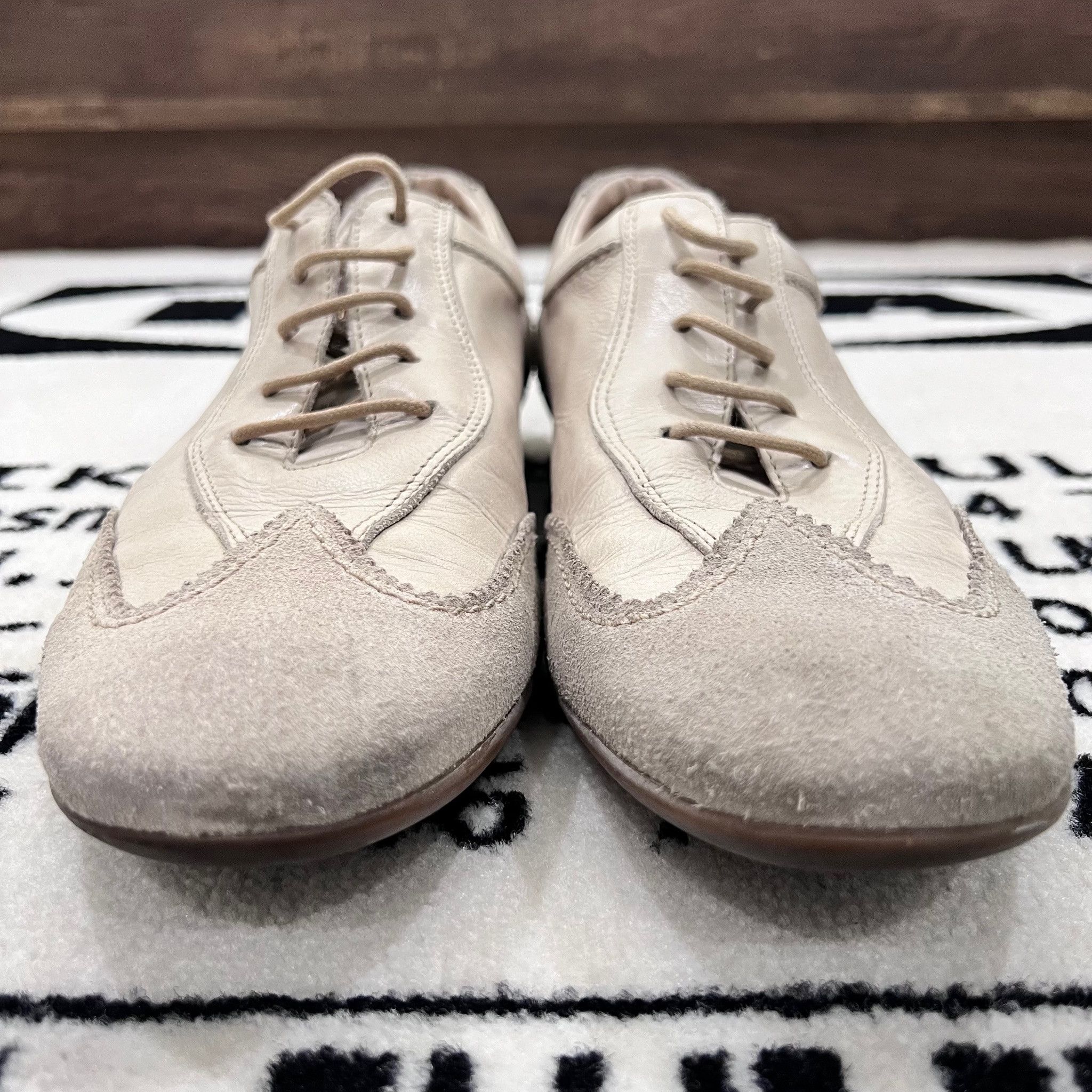 Maruti Italian Design Flat and Pointy Leather Shoes - UNISEX