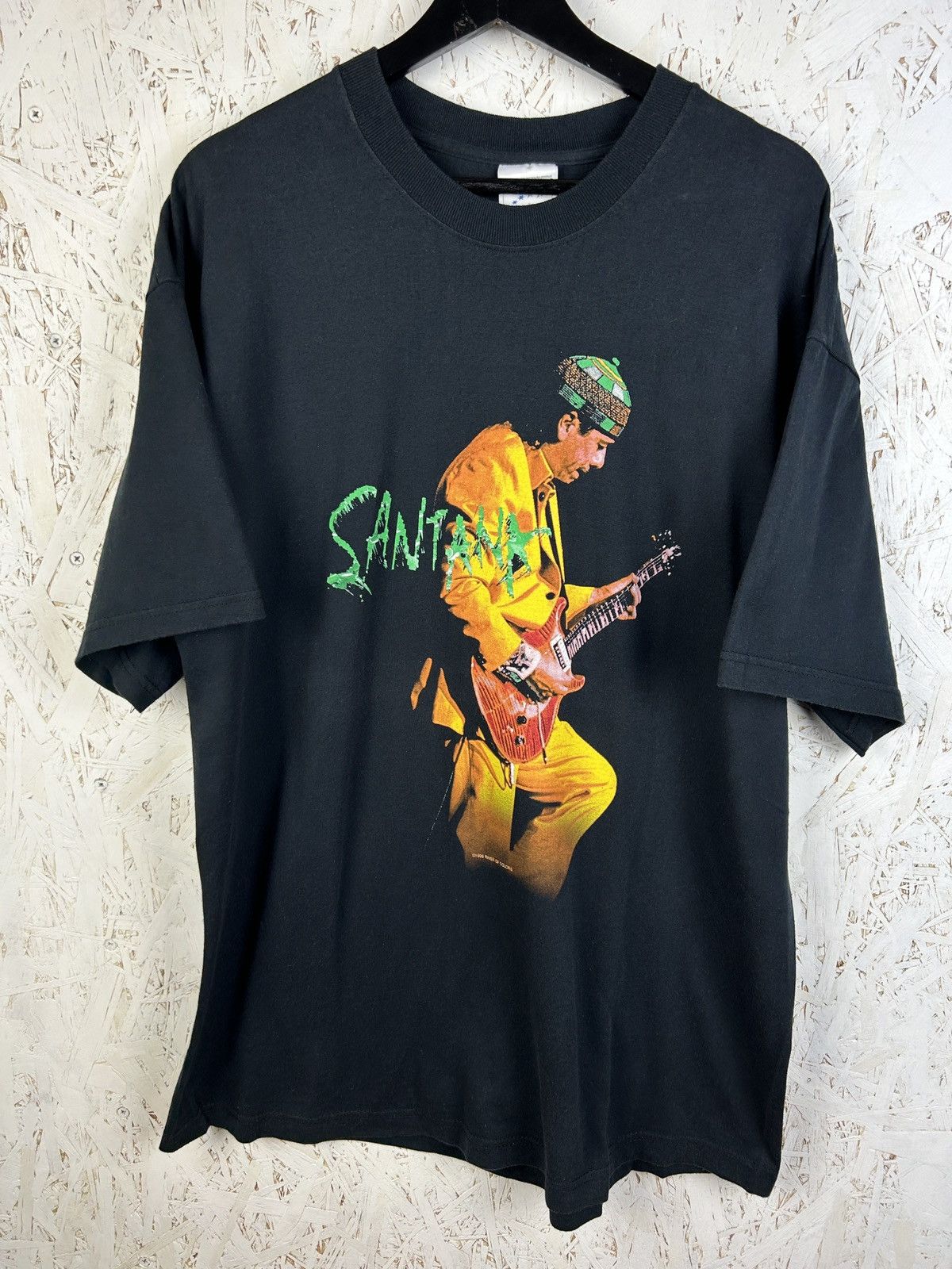 Band Tees Vintage 1999 Carlos Santana Supernatural 00 Tour T-Shirt Size US XL / EU 56 / 4 - 1 Thumbnail