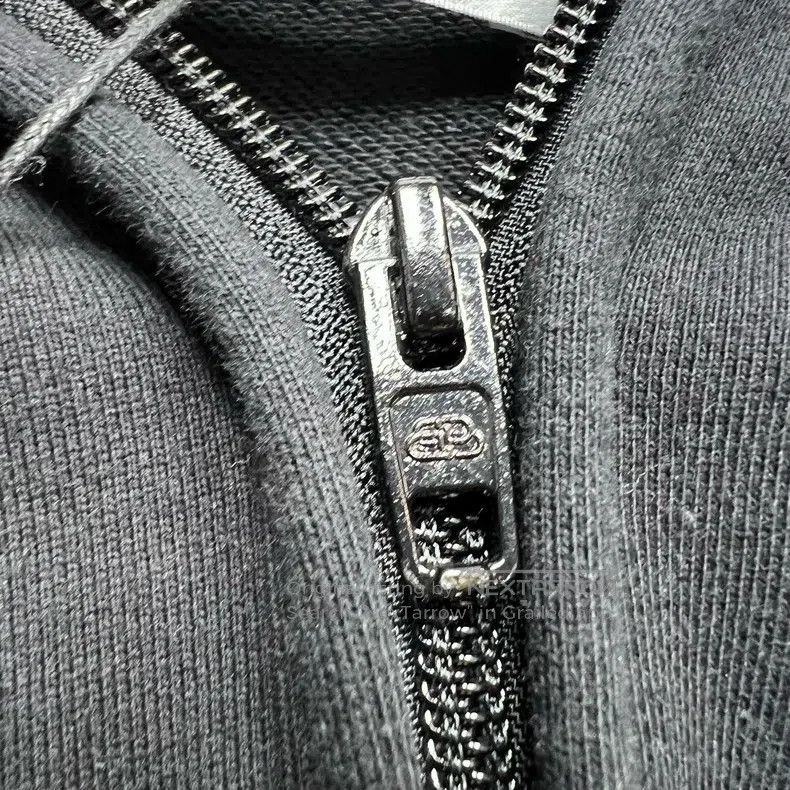 Balenciaga Balenciaga Zip-Up Hooded Jacket Size US S / EU 44-46 / 1 - 4 Thumbnail