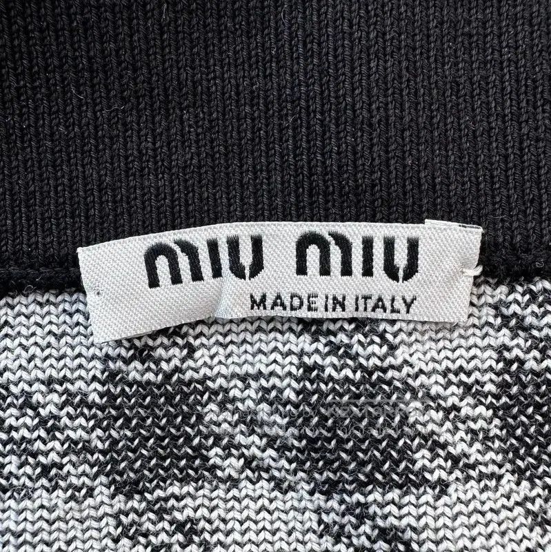 Miu Miu Miu Miu Black Checkered Pattern Mini Skirt . Size 26" / US 2 / IT 38 - 8 Thumbnail