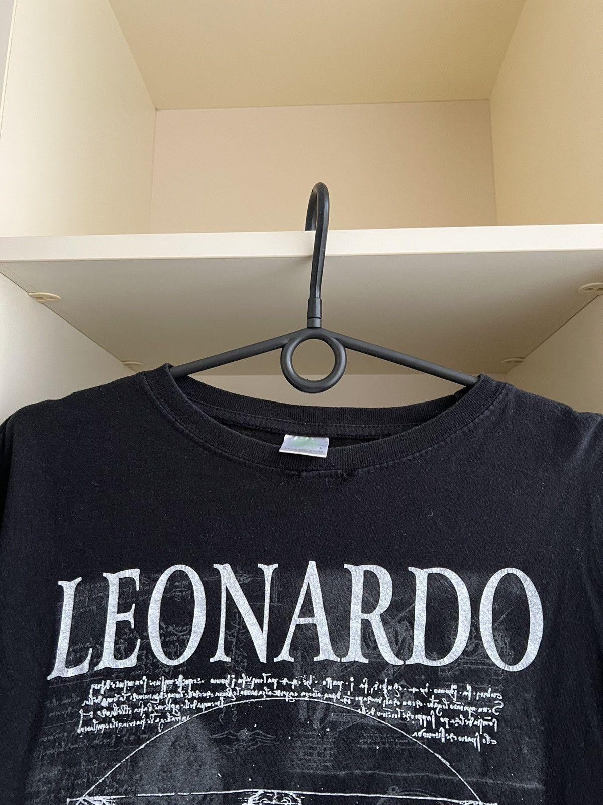 Vintage Vintage Leonardo da Vinci Vitruvian Man T-Shirt Black Italia Size US L / EU 52-54 / 3 - 5 Thumbnail