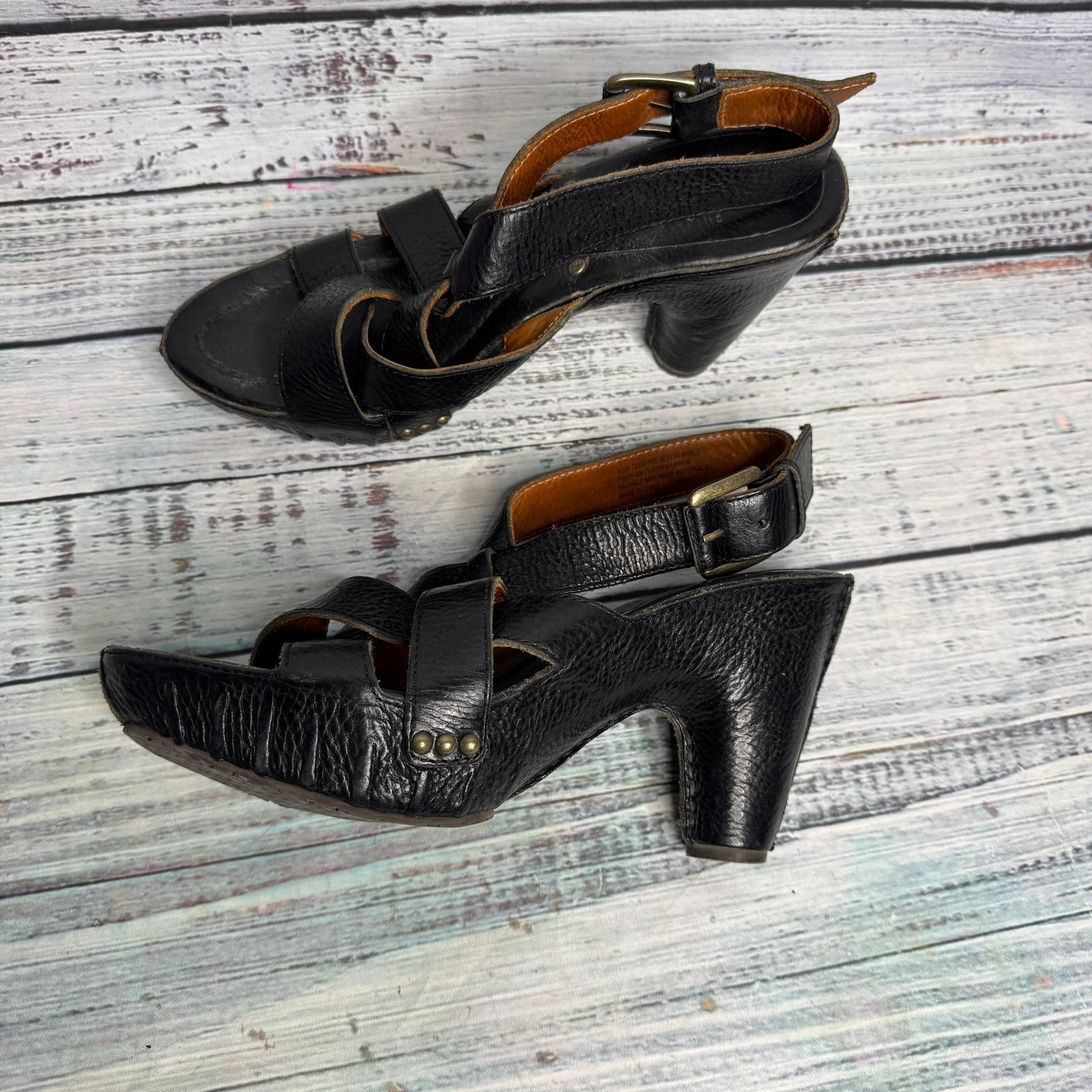 Frye FRYE Reese Black Leather Shoes Low Ankle Strap Size 9.5 Size US 9.5 / IT 39.5 - 2 Thumbnail