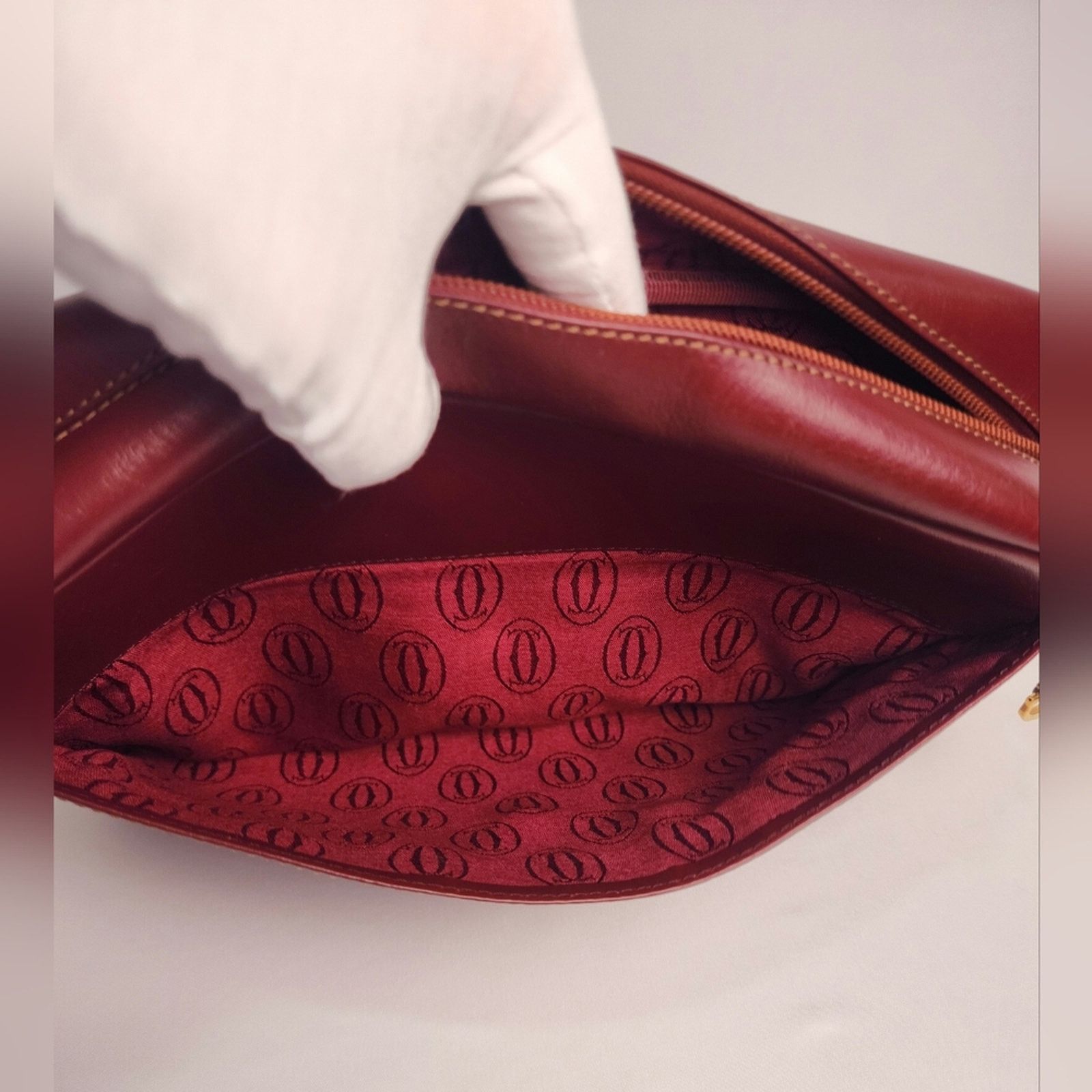 Cartier Cartier Burgundy Bordeaux Leather Shoulder Bag Size ONE SIZE - 13 Thumbnail